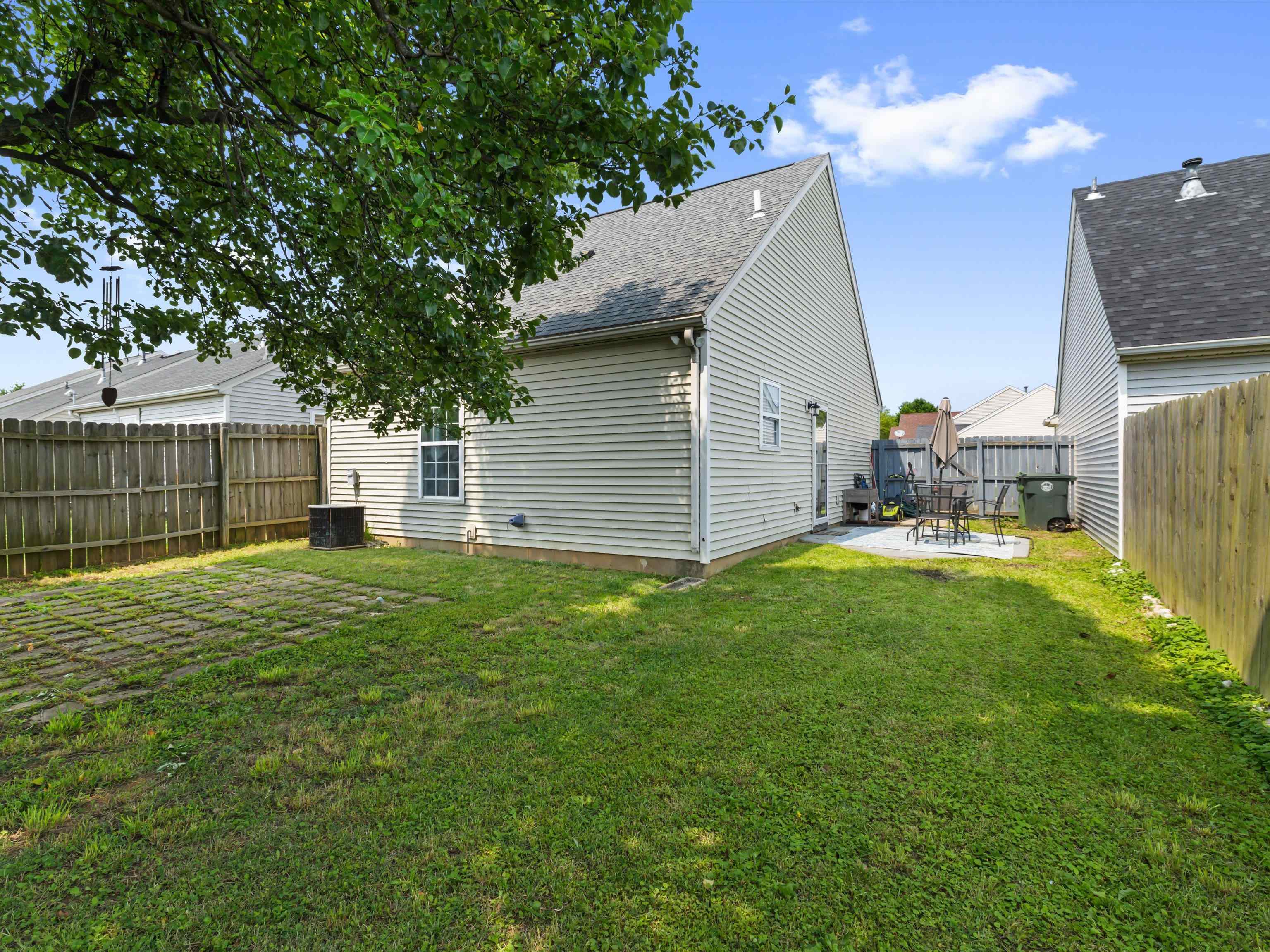 2637 Wisteria Gardens