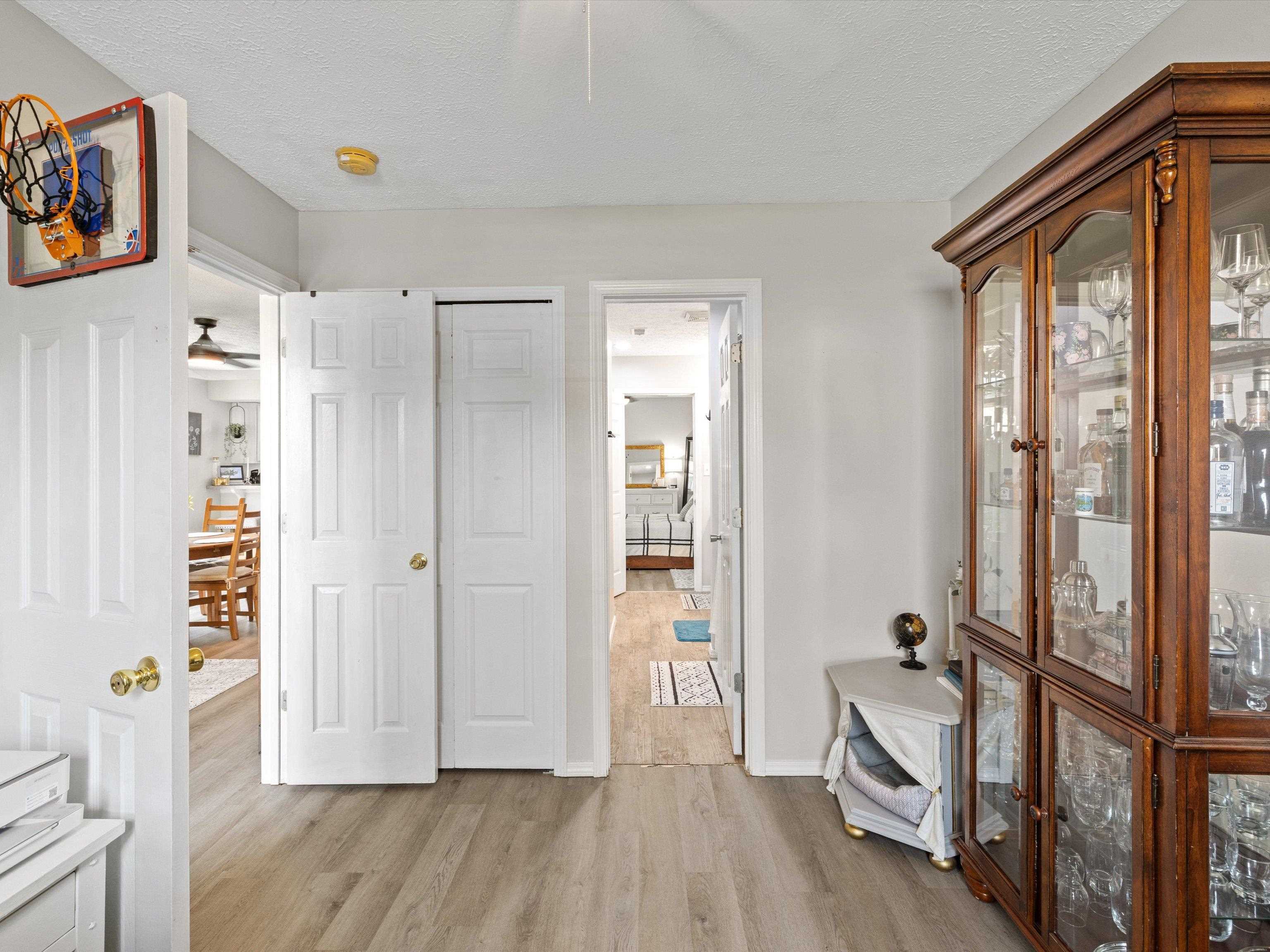 2637 Wisteria Gardens