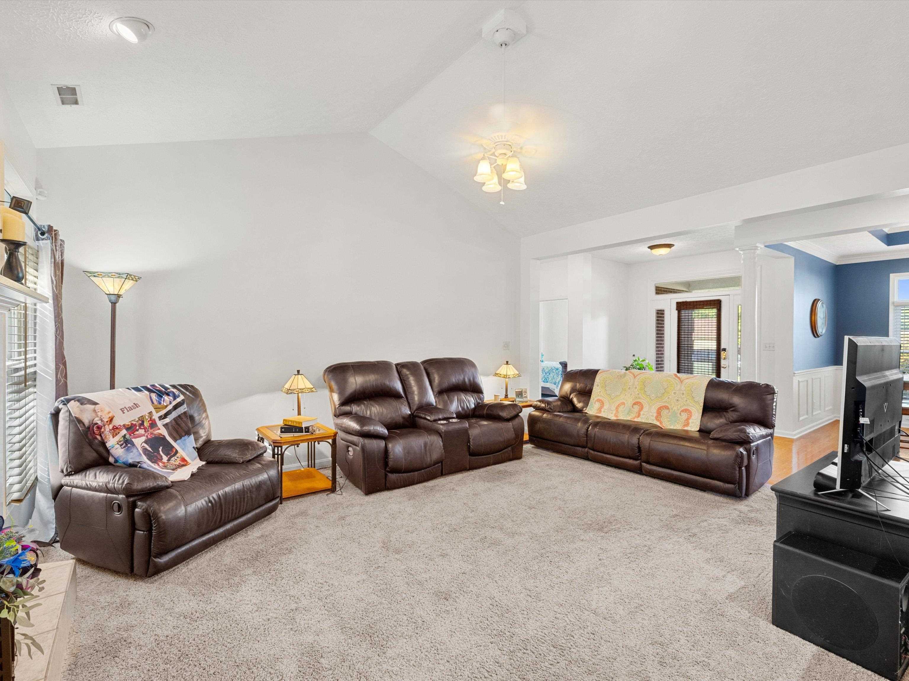 3312 Calumet Trace
