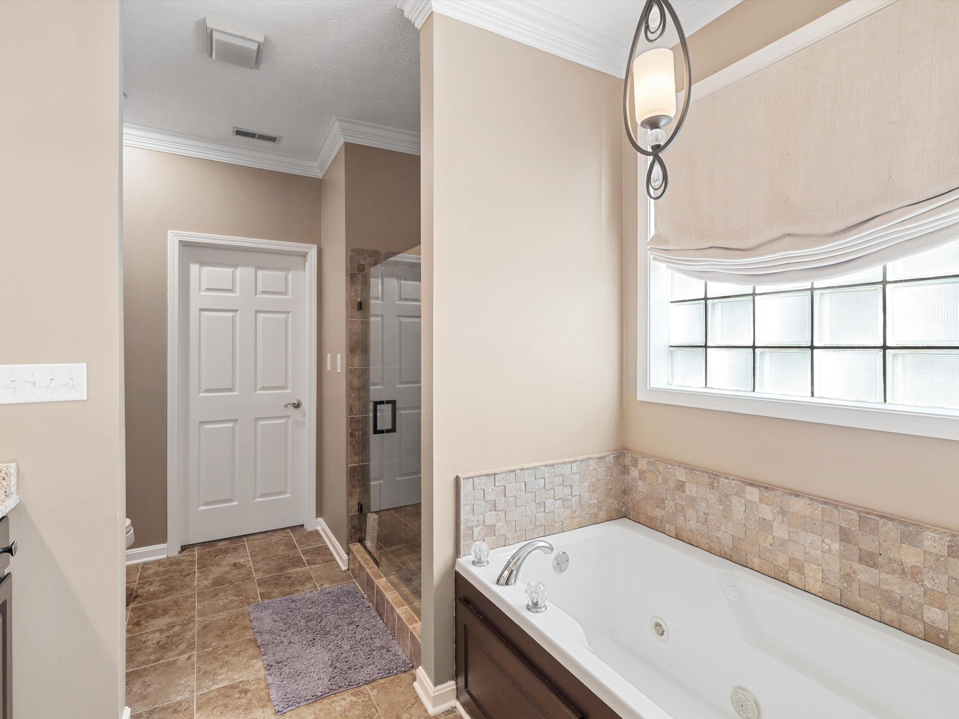 3312 Calumet Trace
