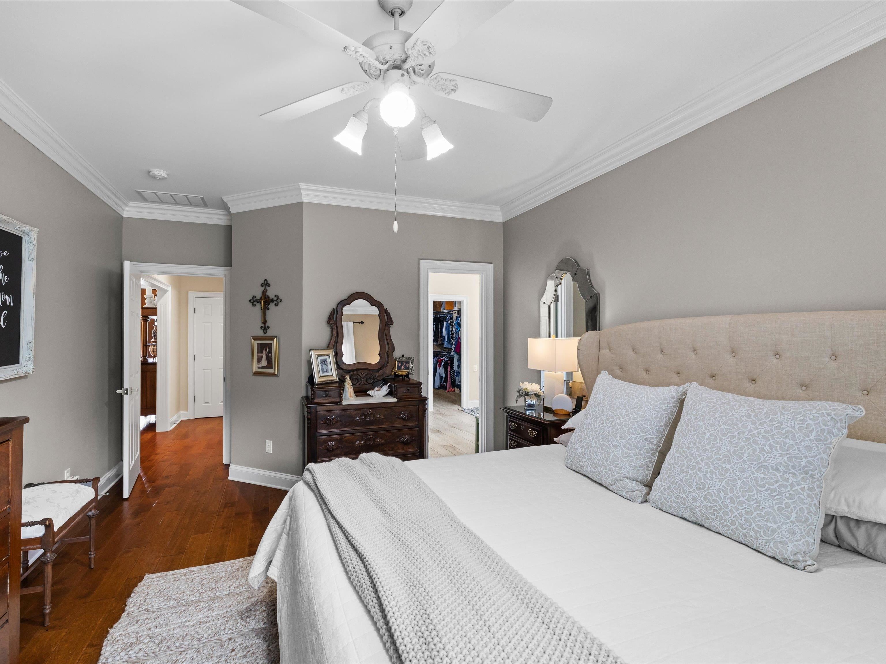 4884 Oak Meadow Ct