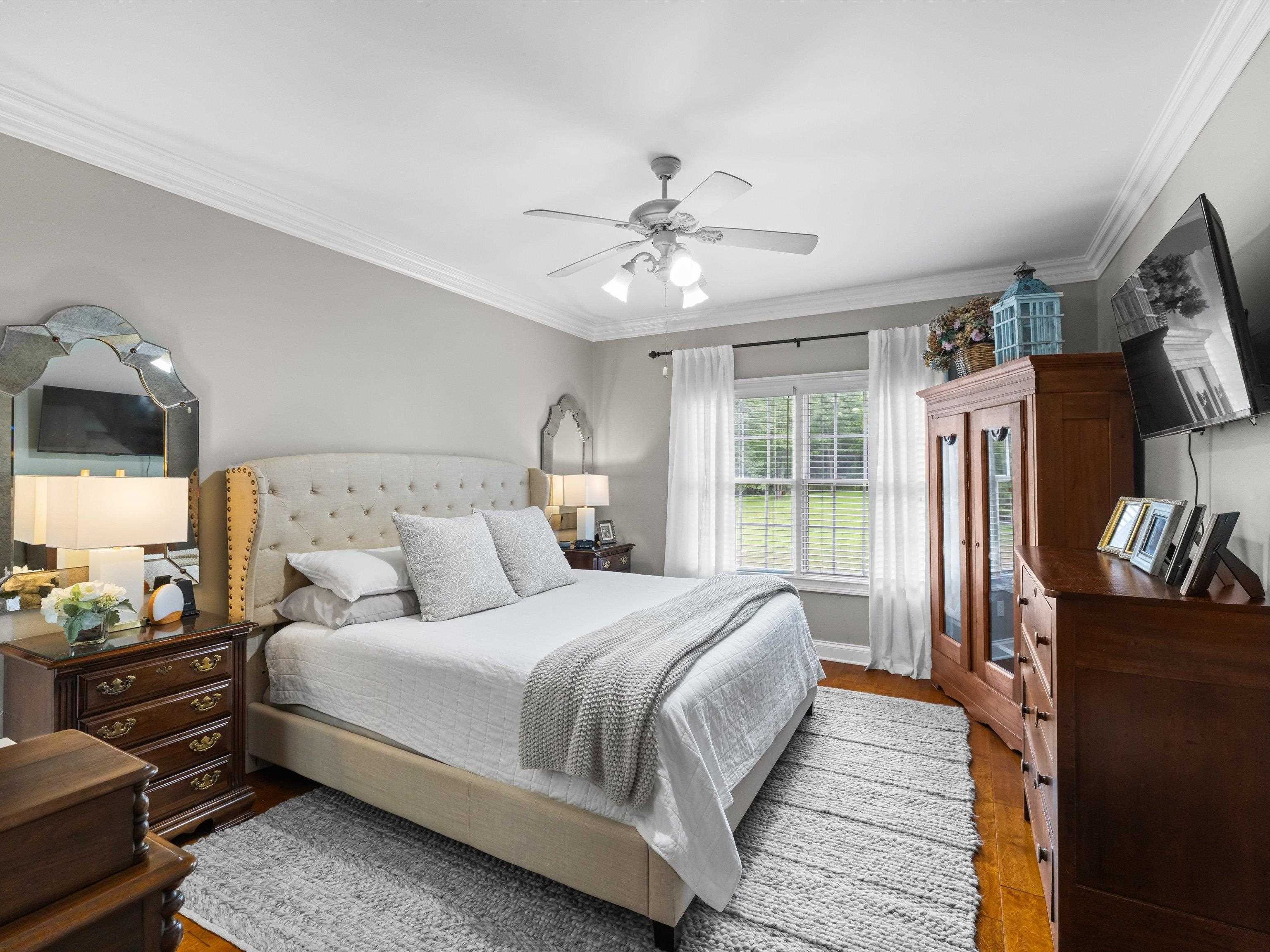 4884 Oak Meadow Ct