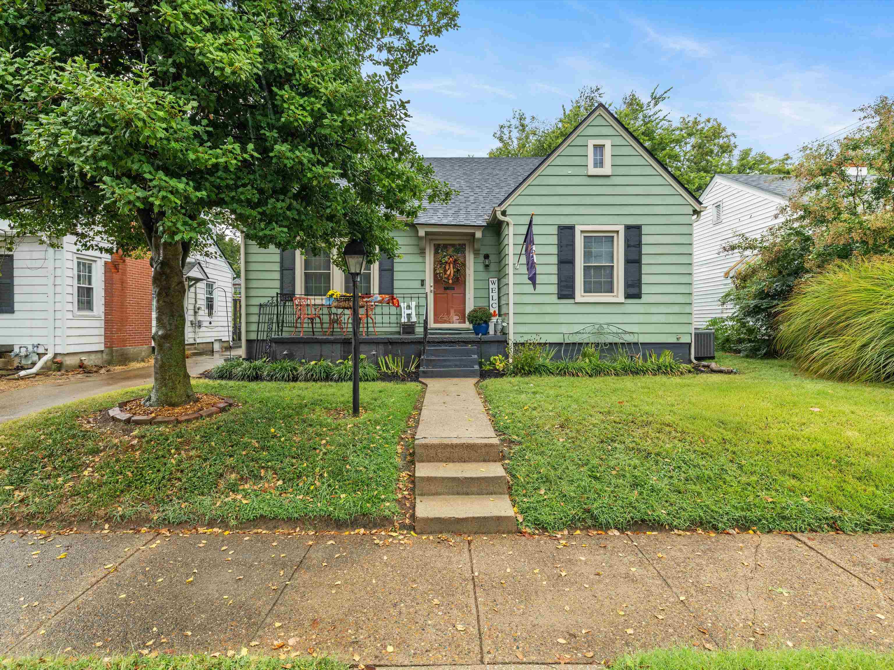 2320 Cedar St