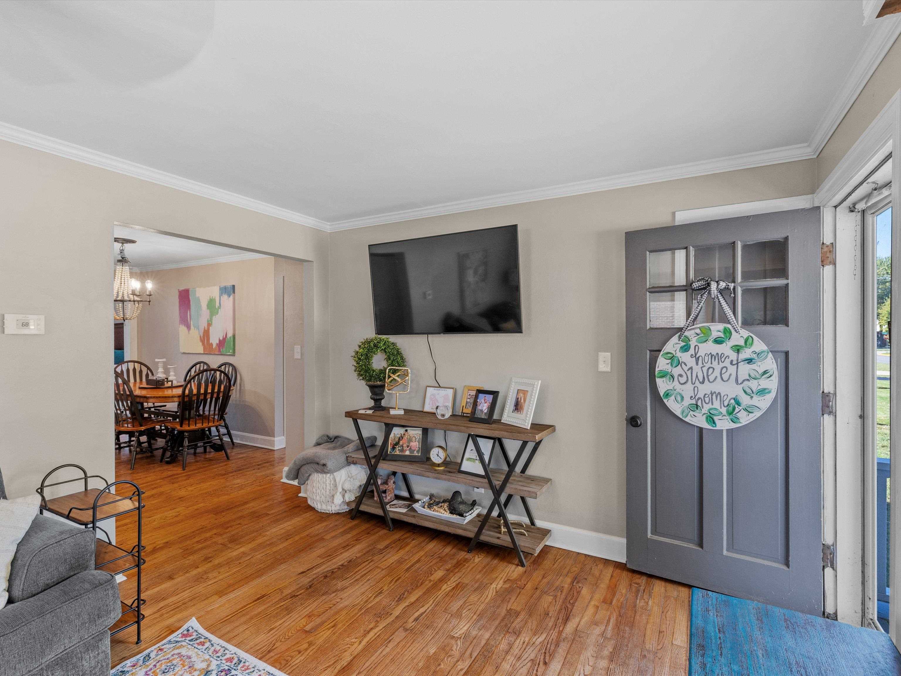 1708 Maple Ave