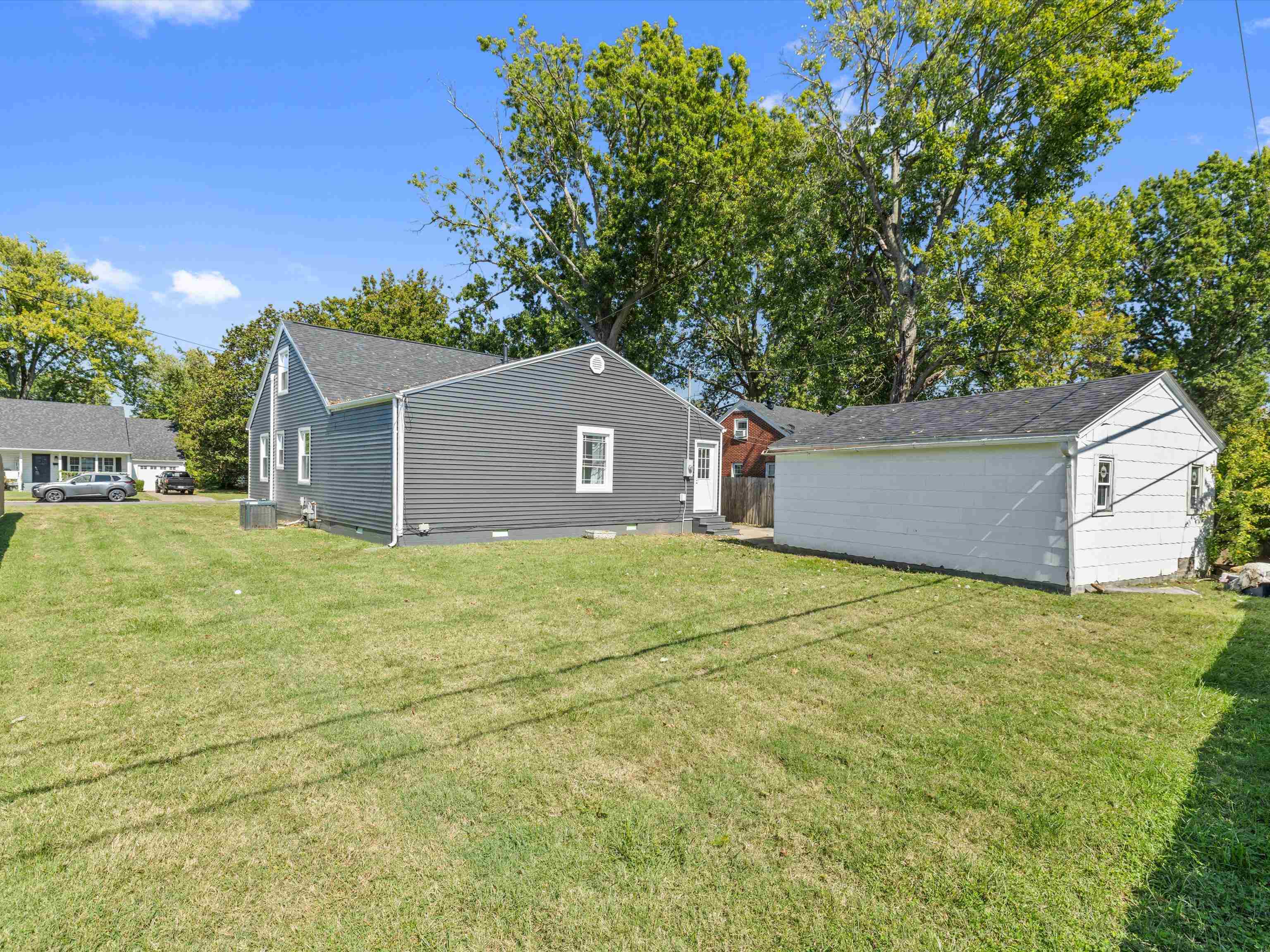 1708 Maple Ave