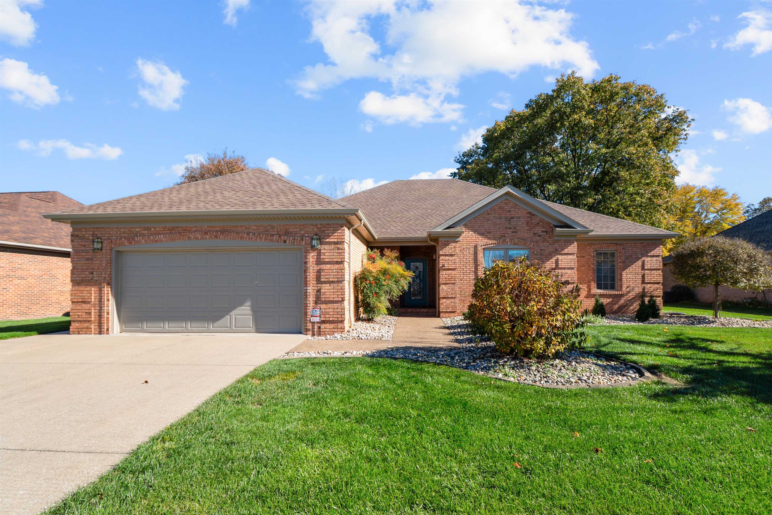 4019 Horseshoe Trace