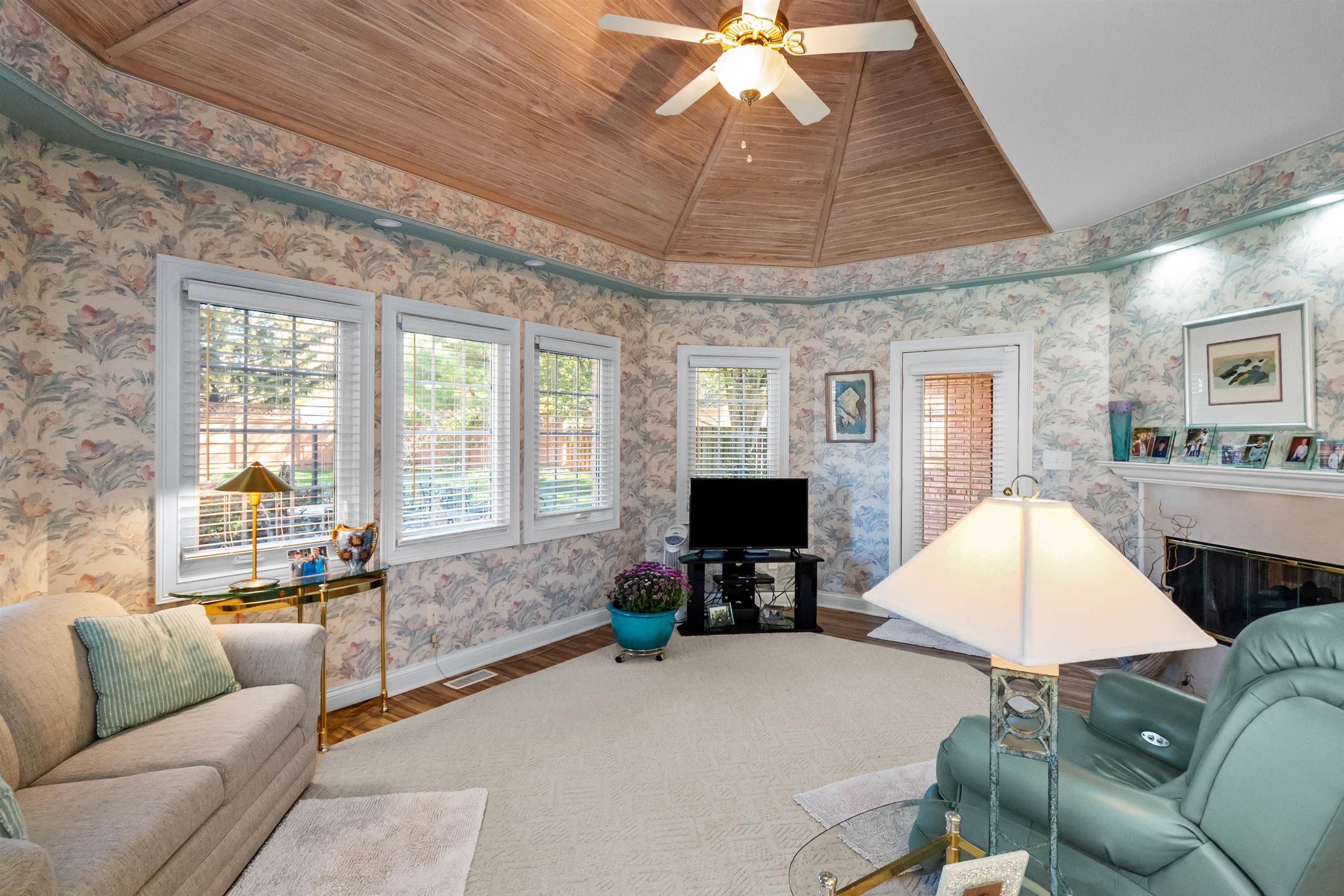 4019 Horseshoe Trace