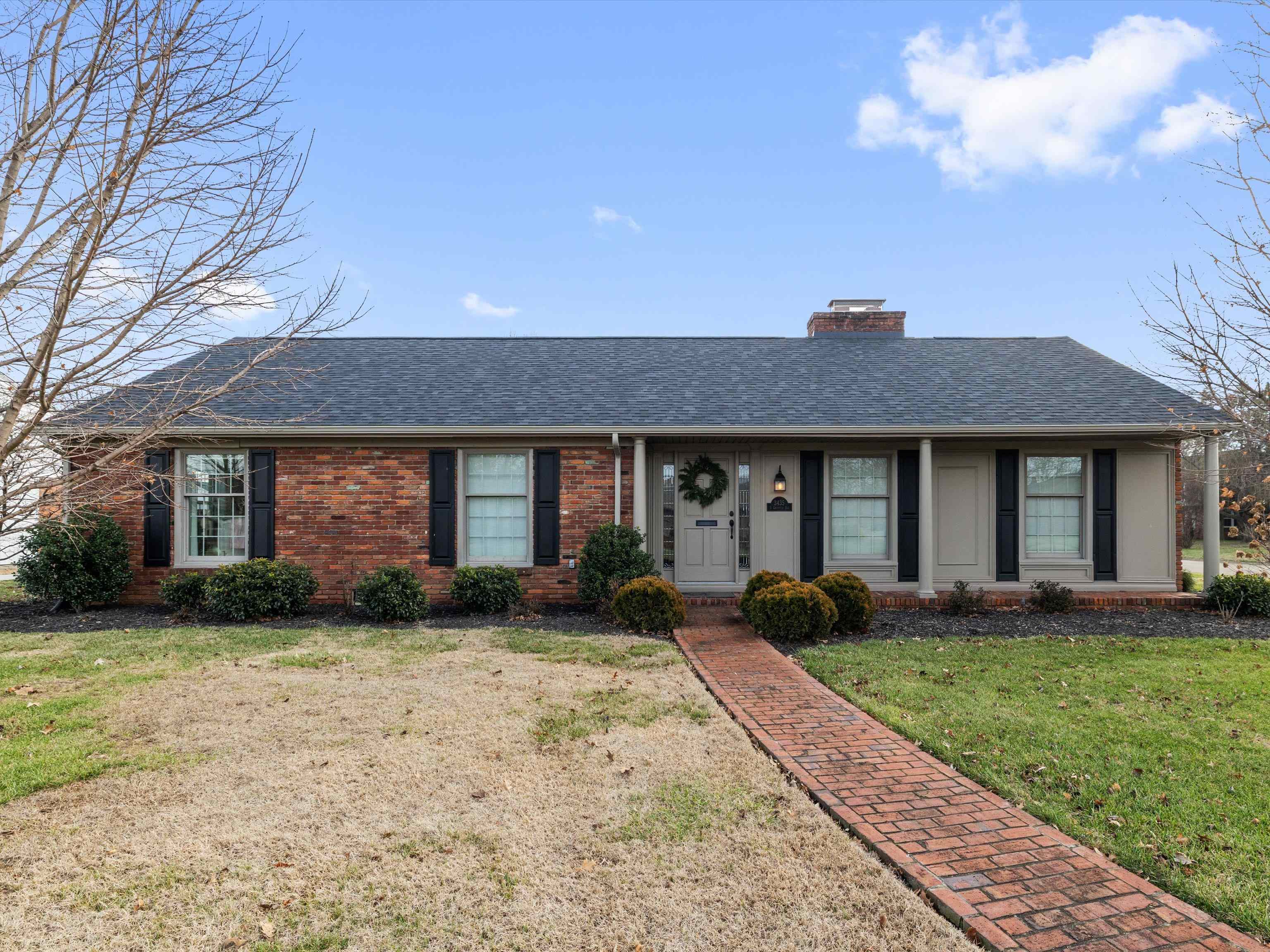 3435 S Griffith Ave