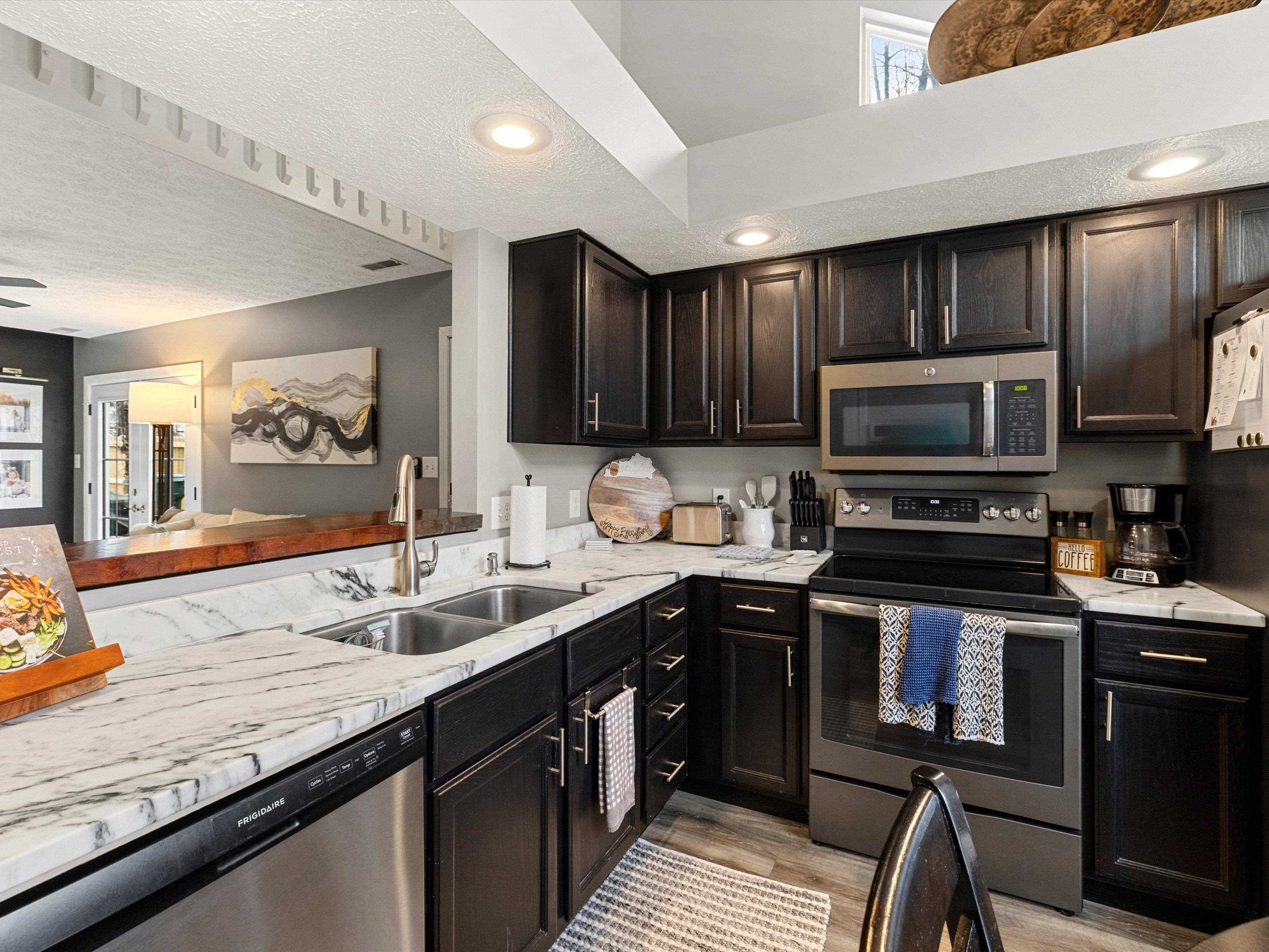 2650 Wisteria Gardens