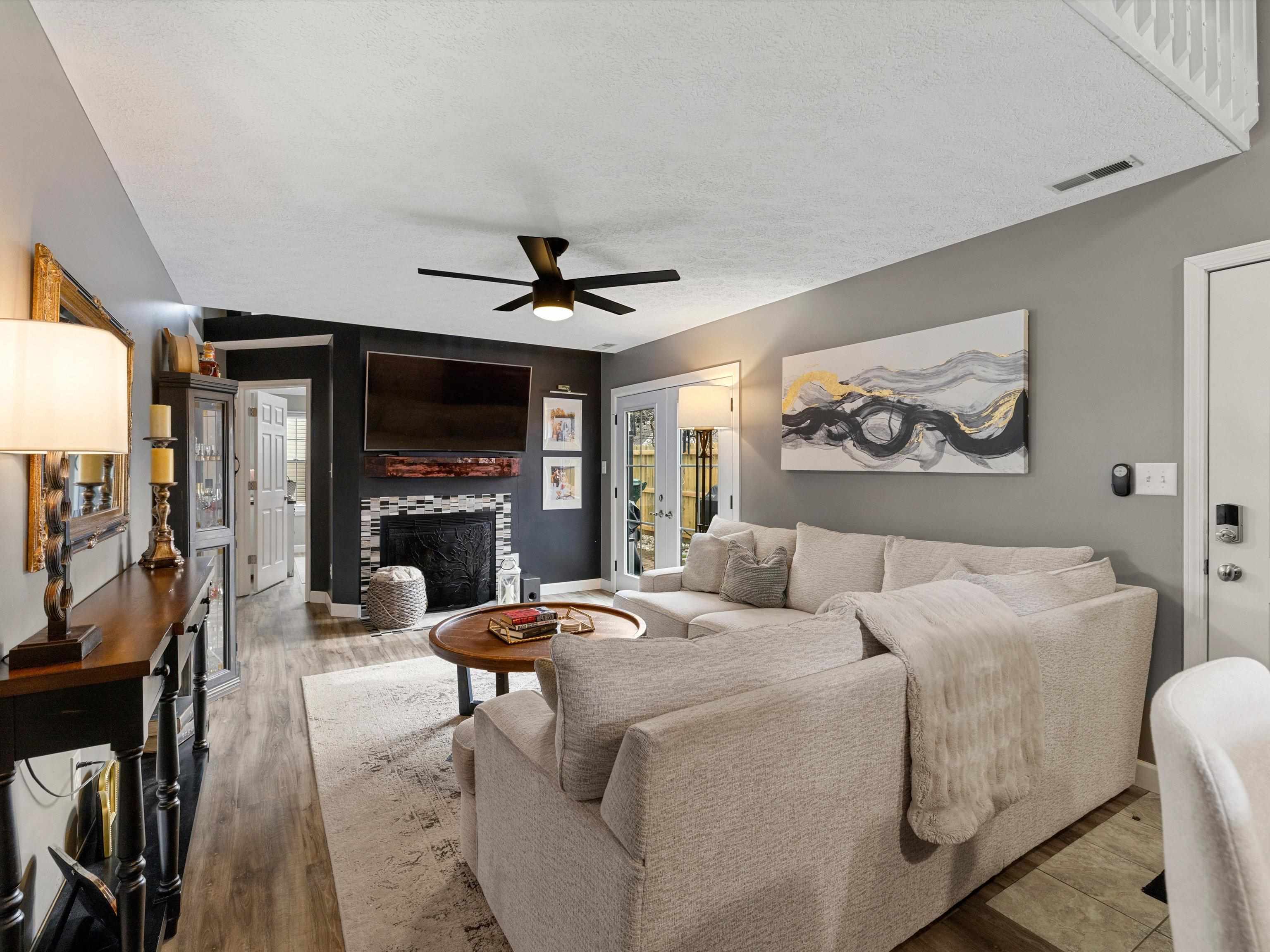 2650 Wisteria Gardens