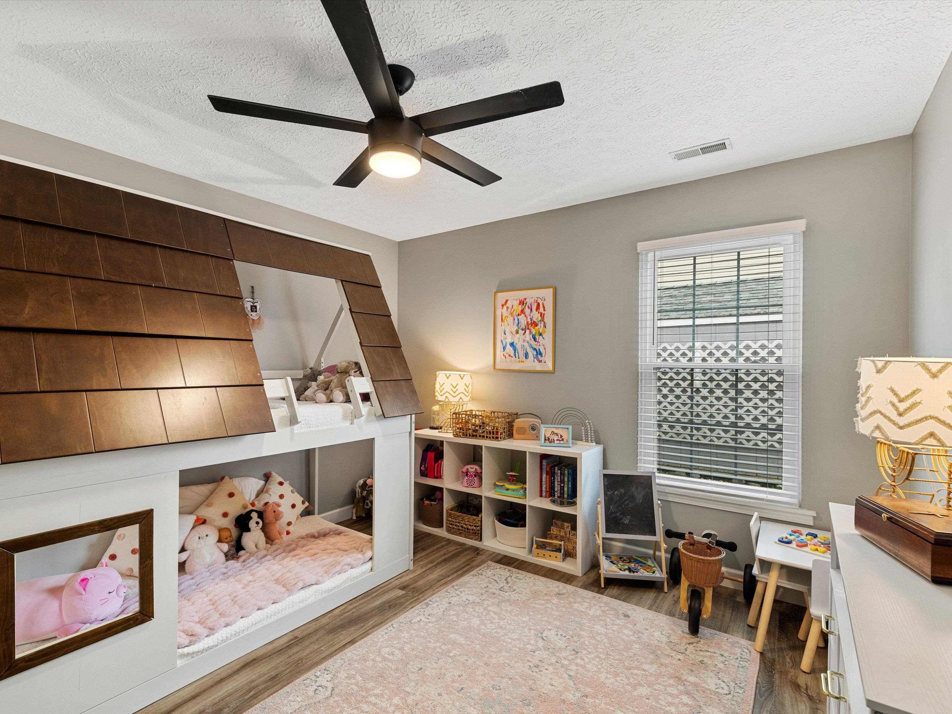 2650 Wisteria Gardens