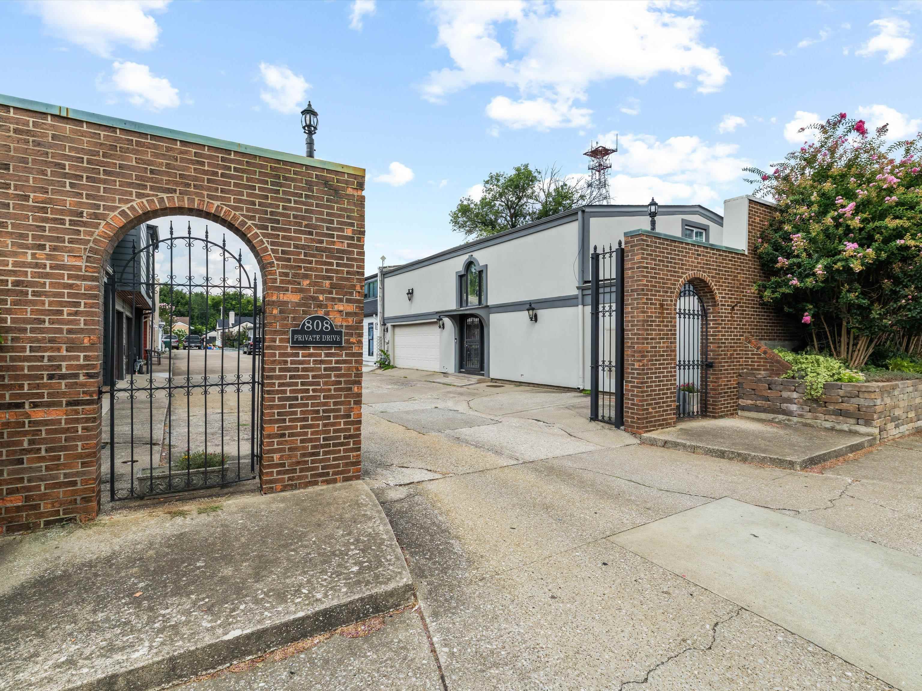 808 Frederica St #6
