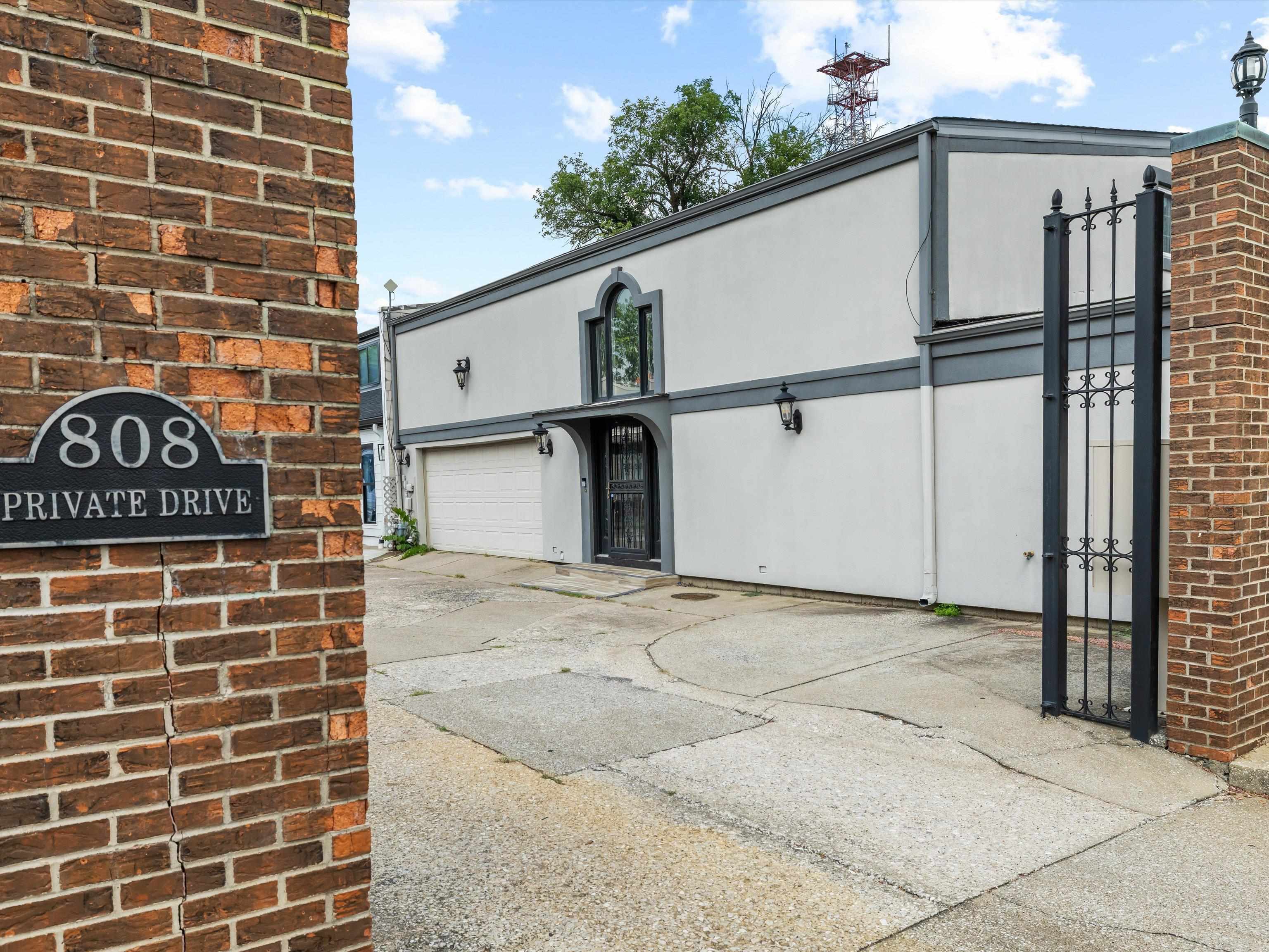 808 Frederica St #6