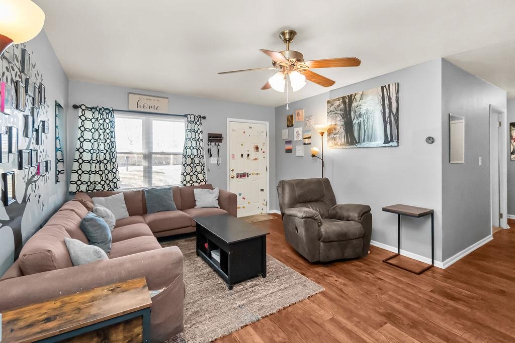 2225 Barron Drive