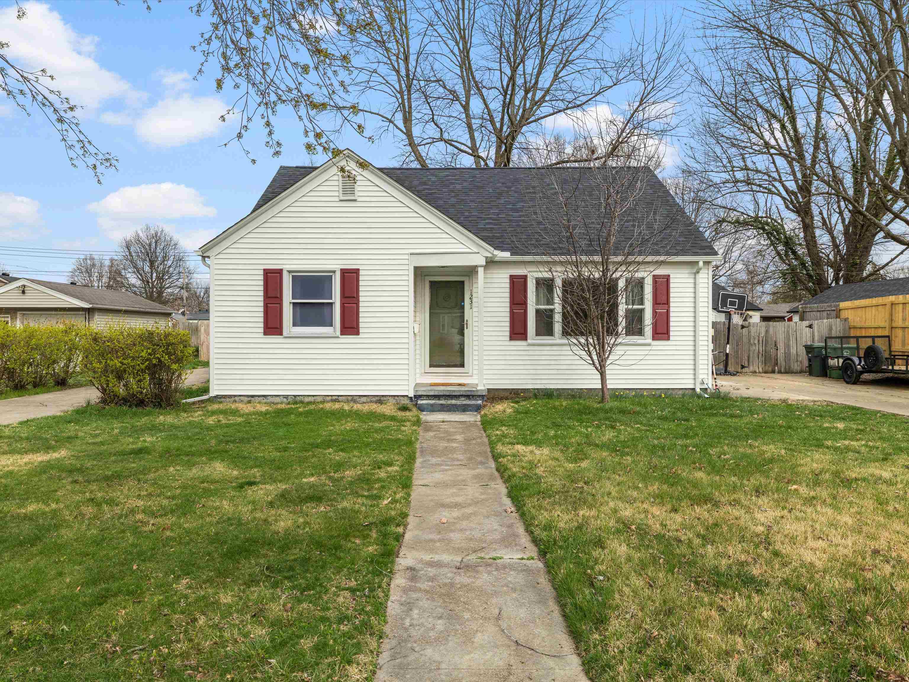 1231 Maple Ave