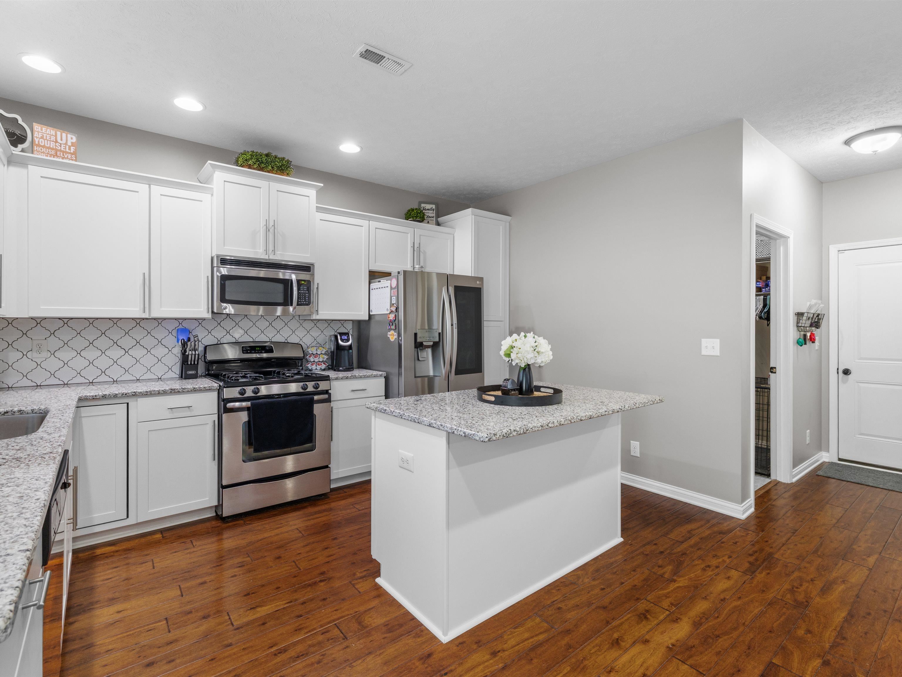 4415 Springhursrt Lane