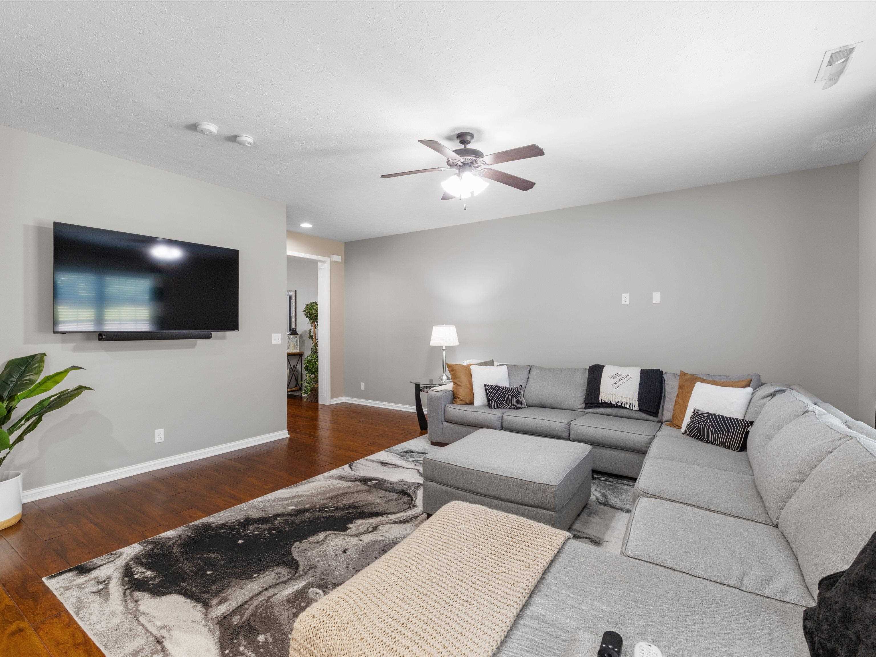 4415 Springhursrt Lane