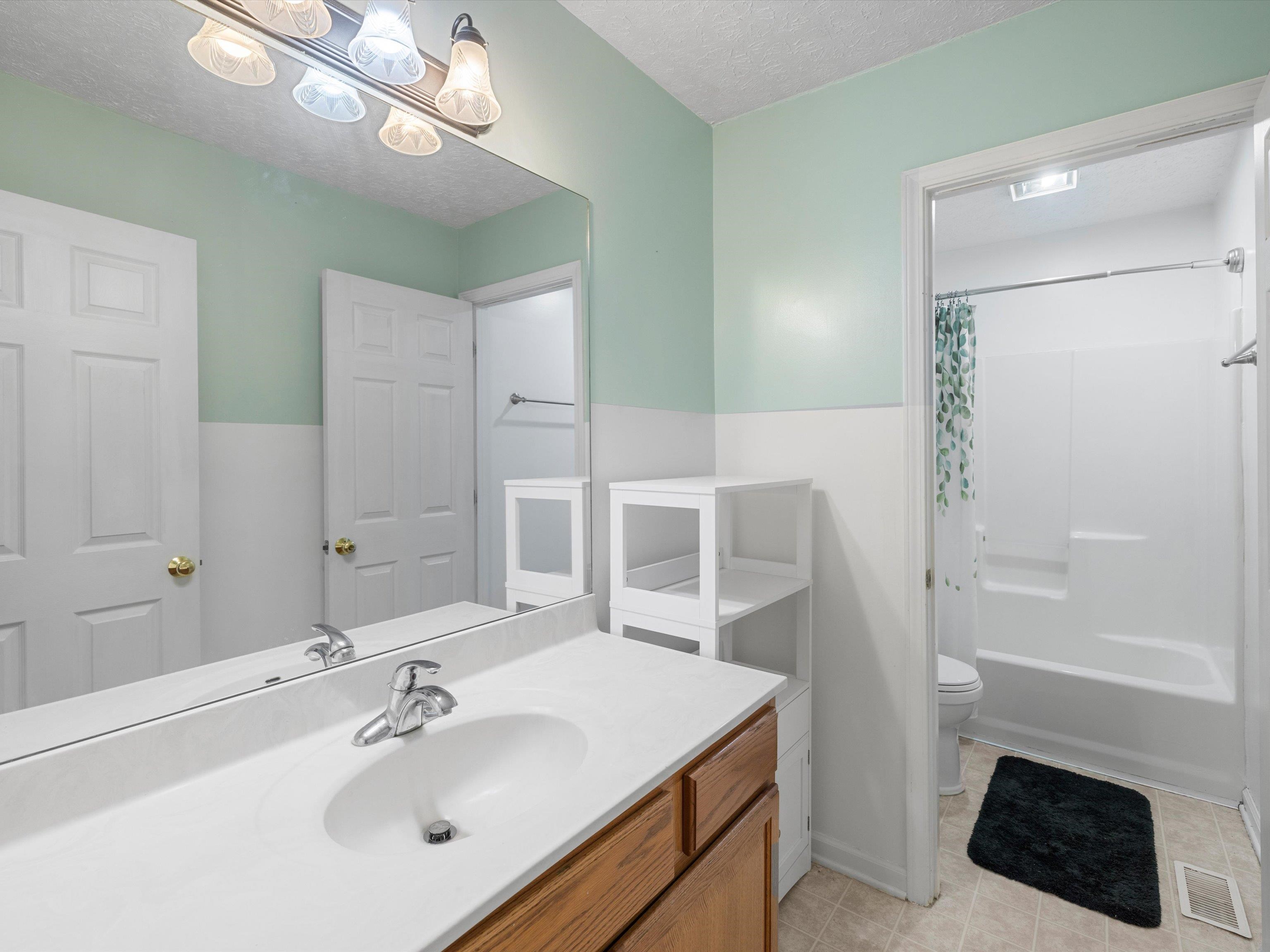 4415 Hunters Trace