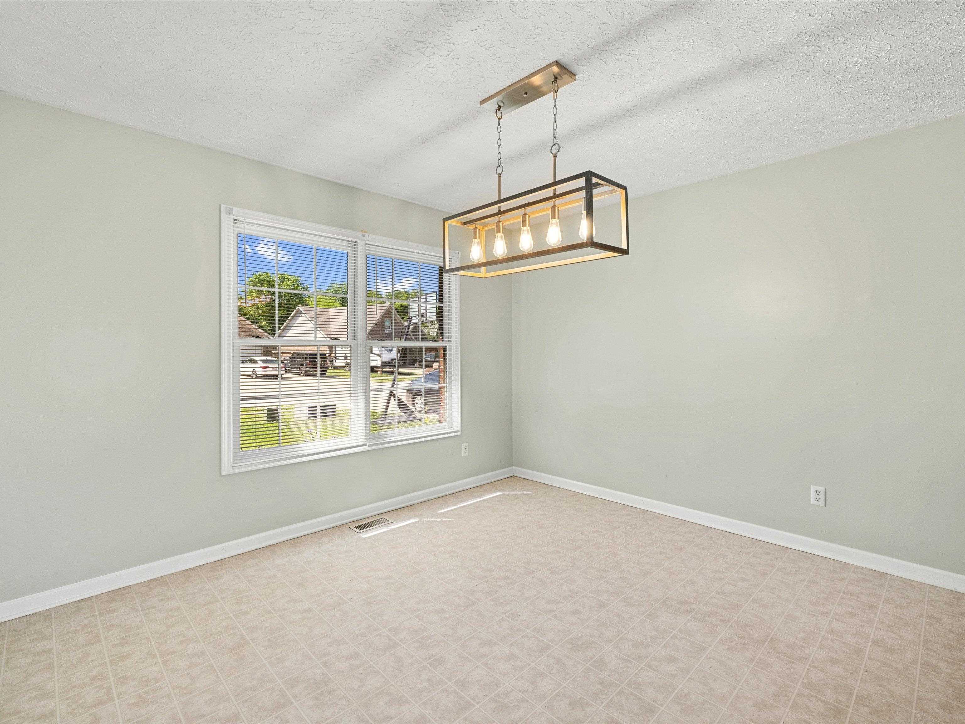 4415 Hunters Trace