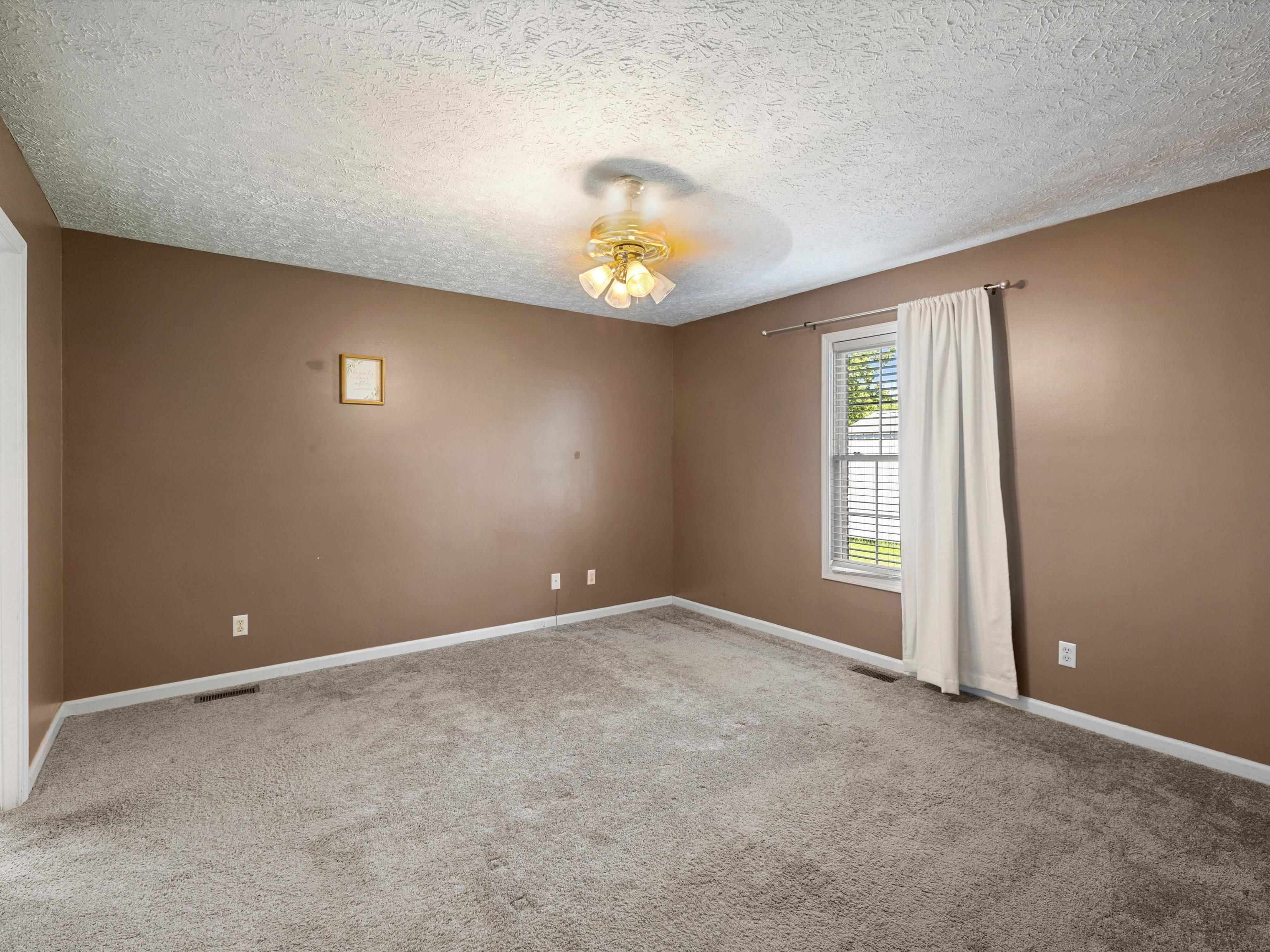 4415 Hunters Trace