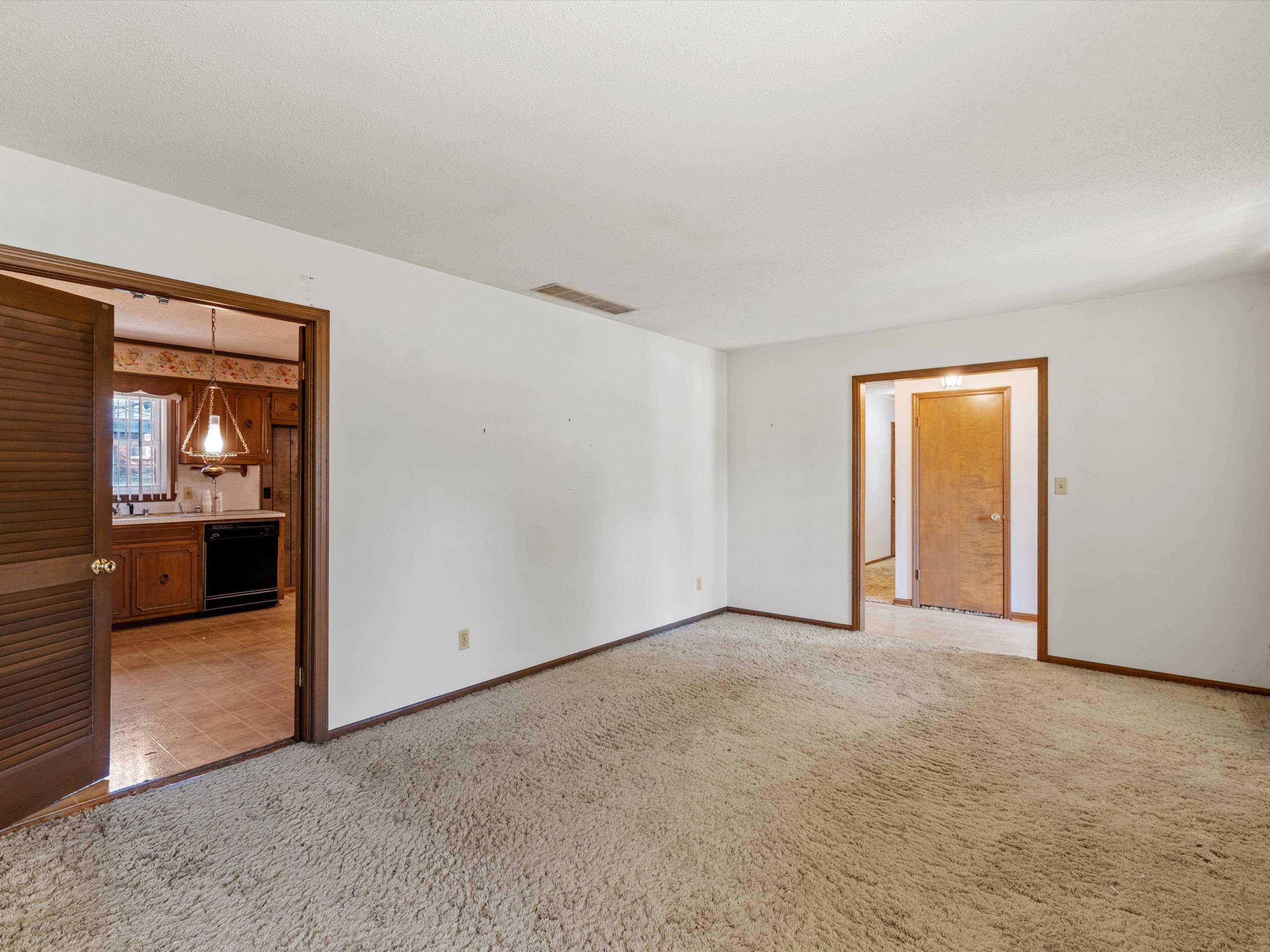 3815 Locust Hill Drive