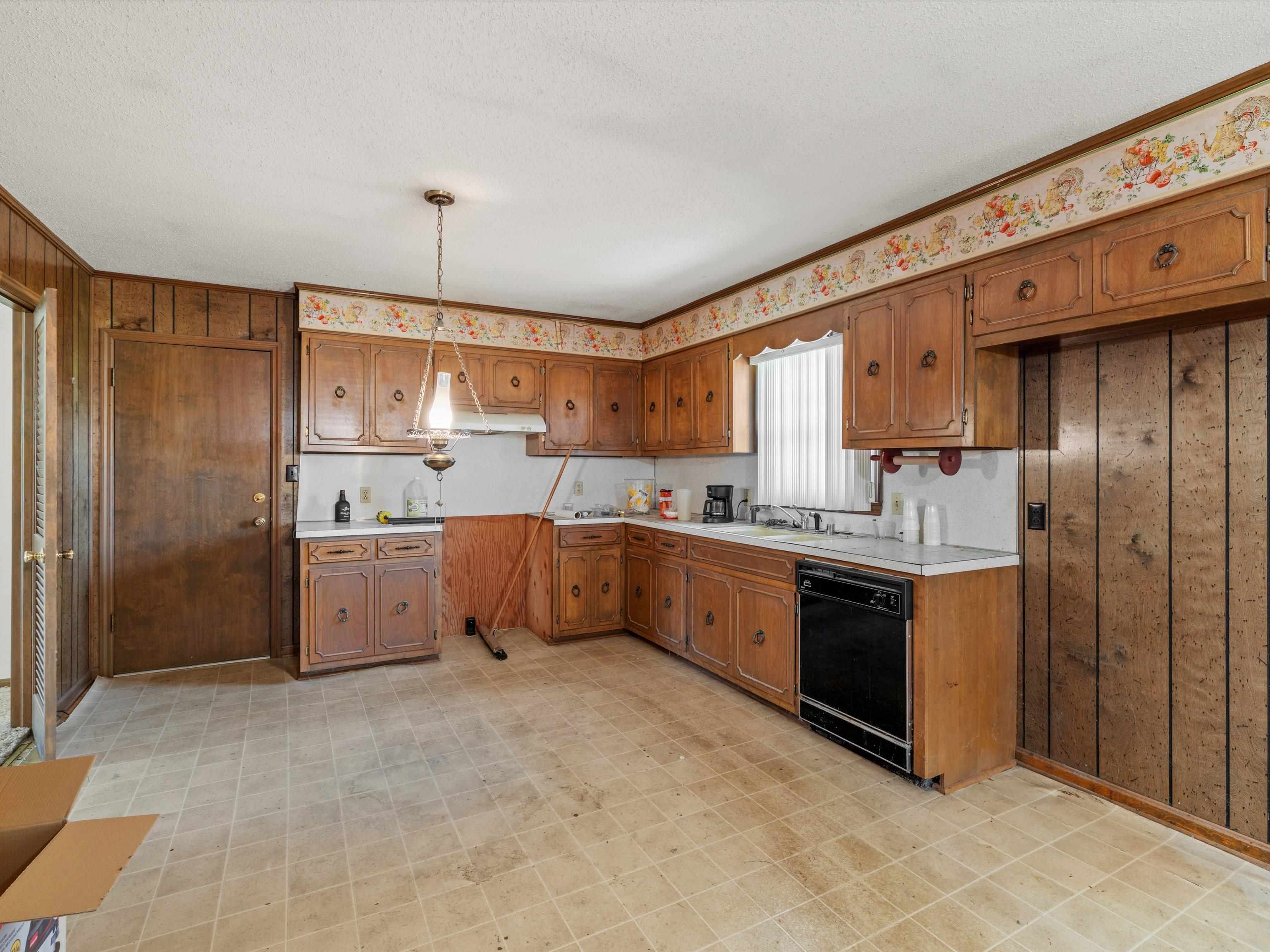 3815 Locust Hill Drive
