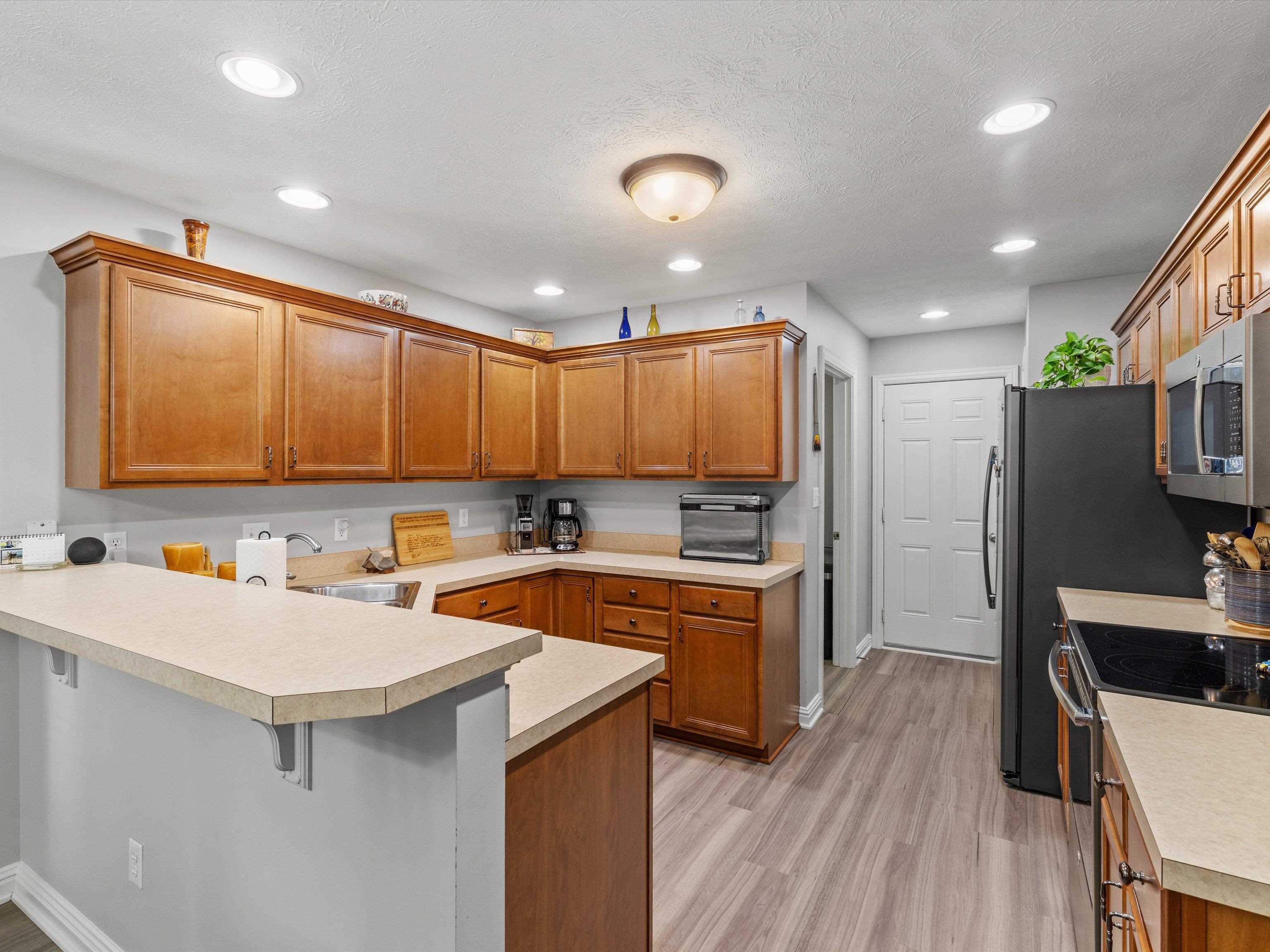 5384 Meadow Run Drive