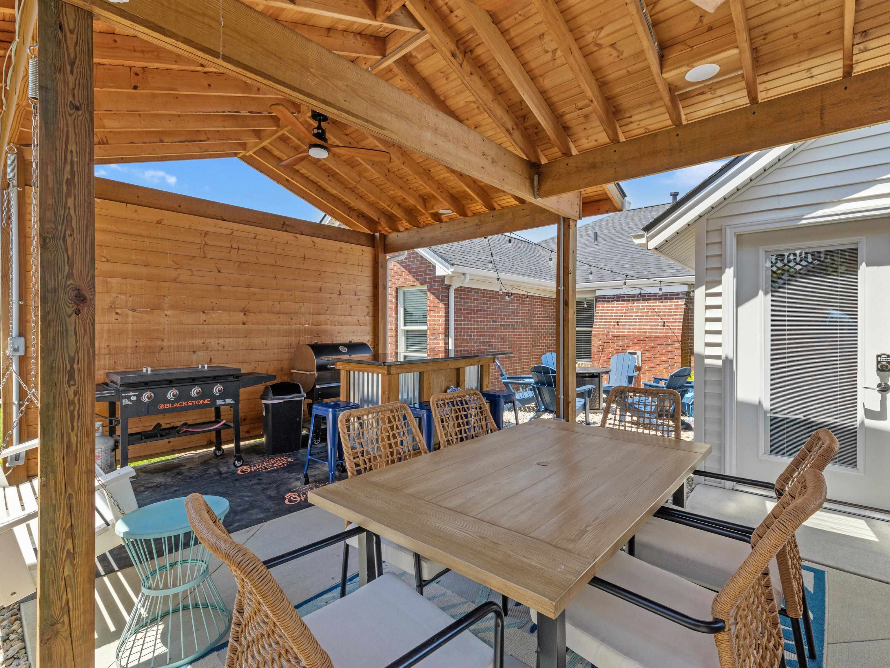 5384 Meadow Run Drive