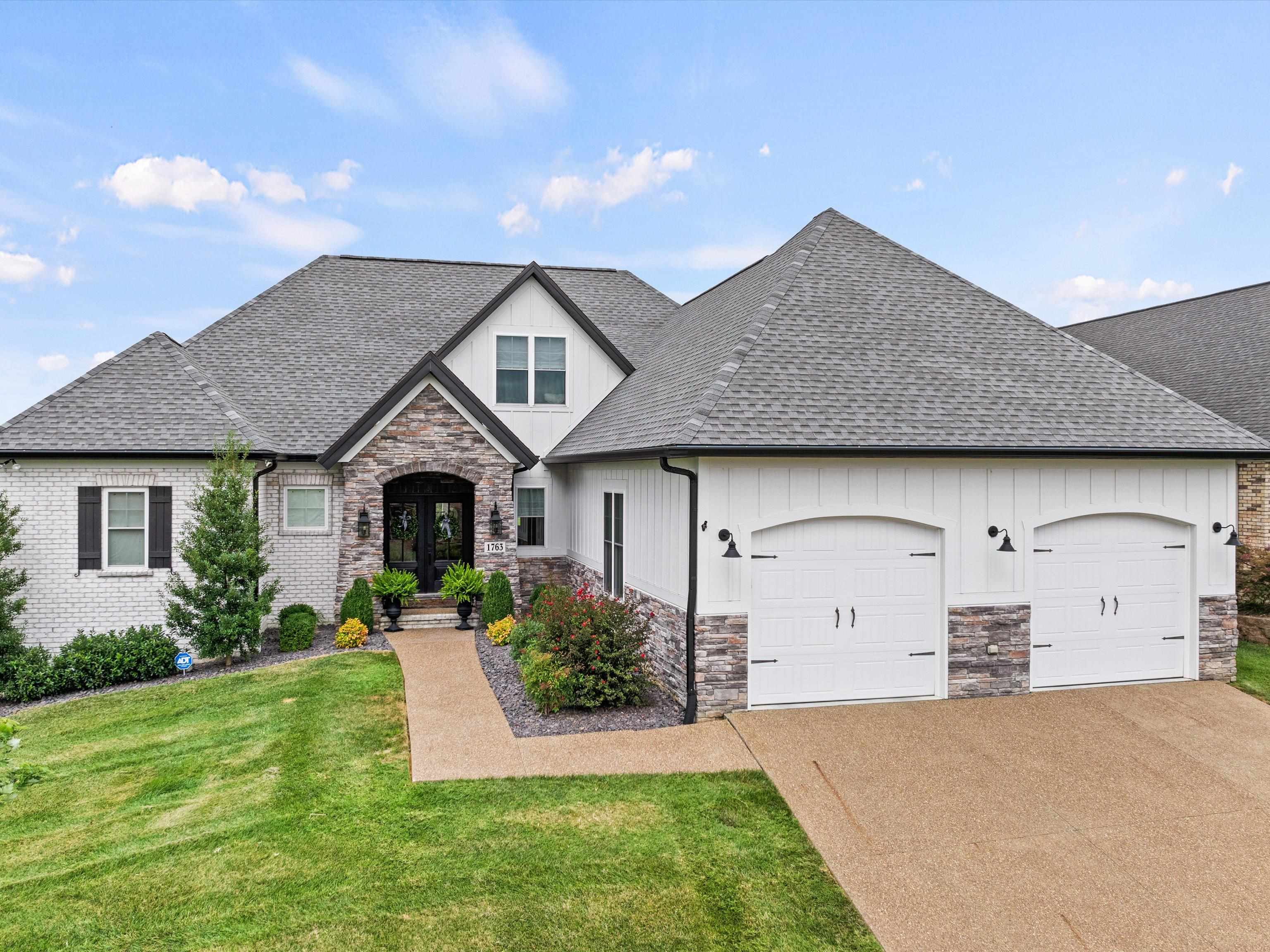 1763 Sterling Valley Dr