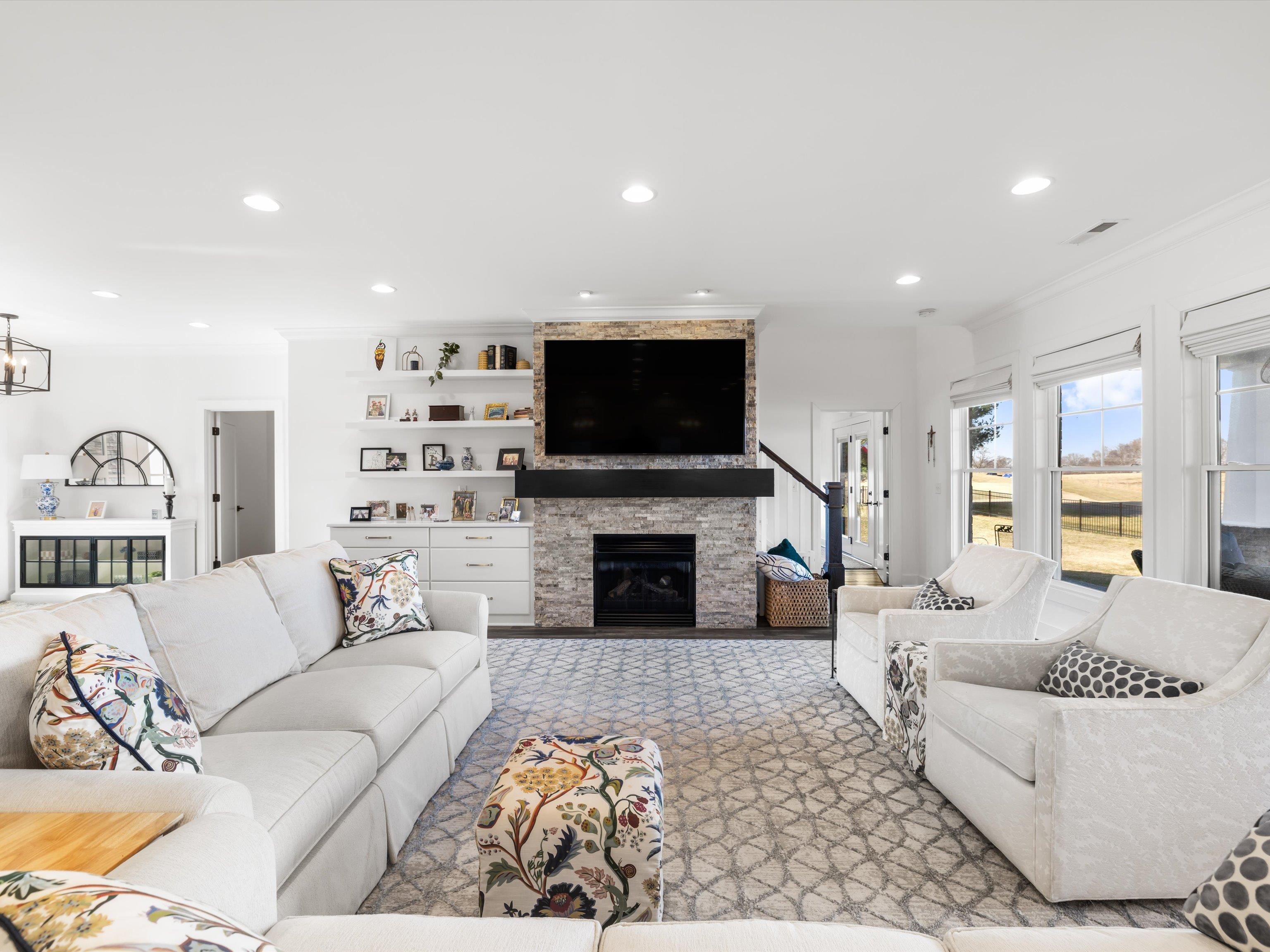 1763 Sterling Valley Dr
