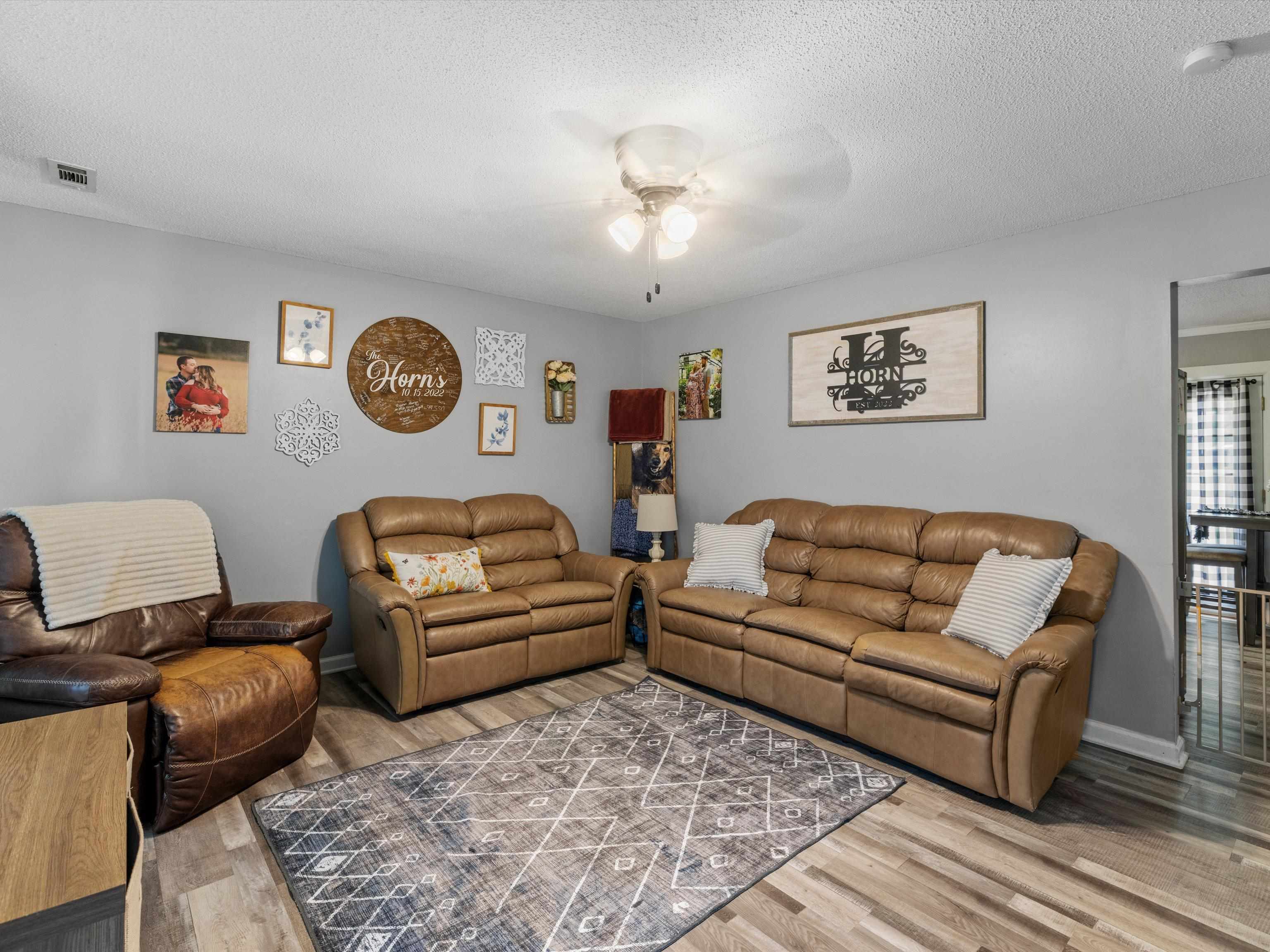 3049 Yosemite Drive