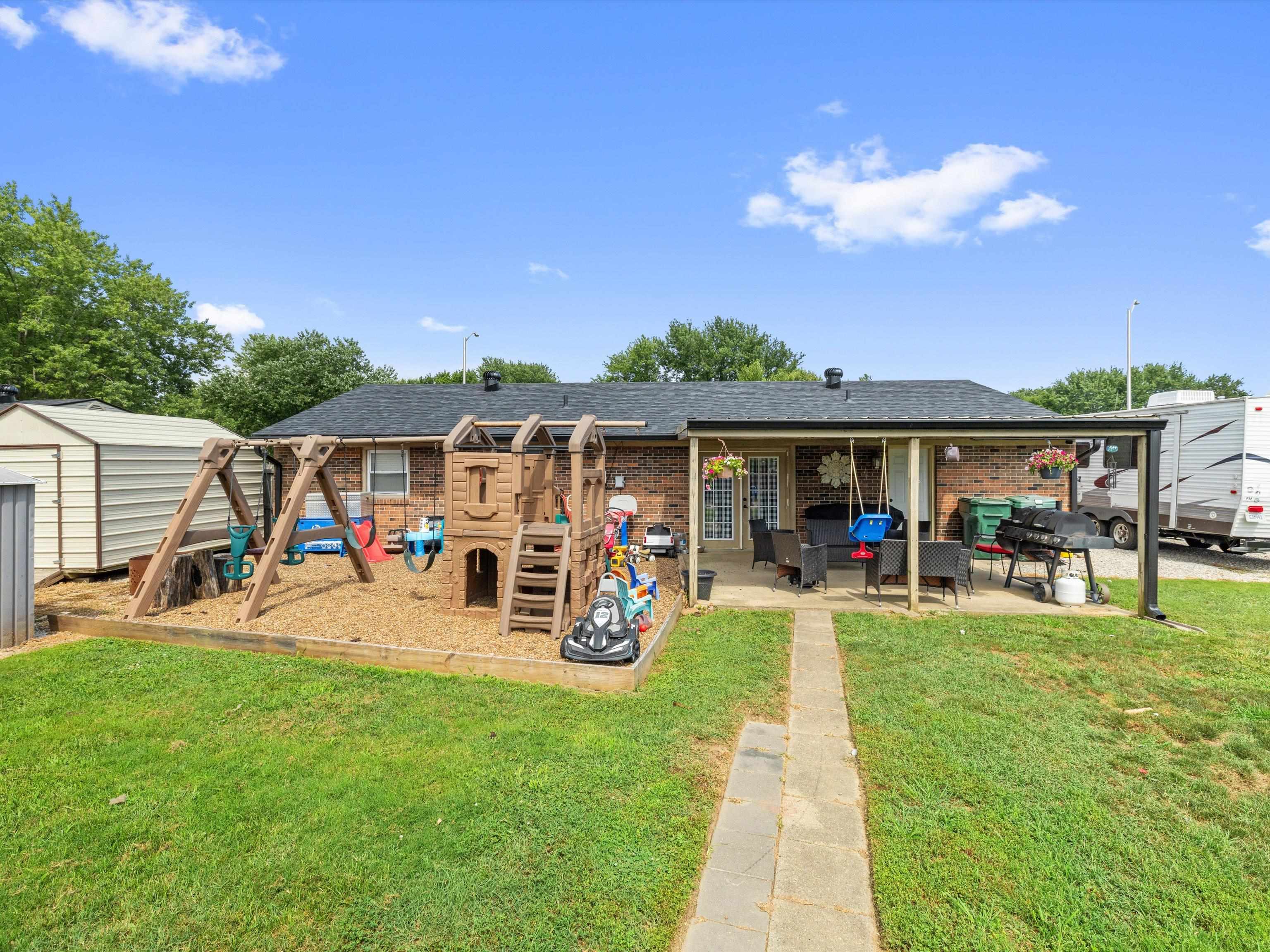 3049 Yosemite Drive