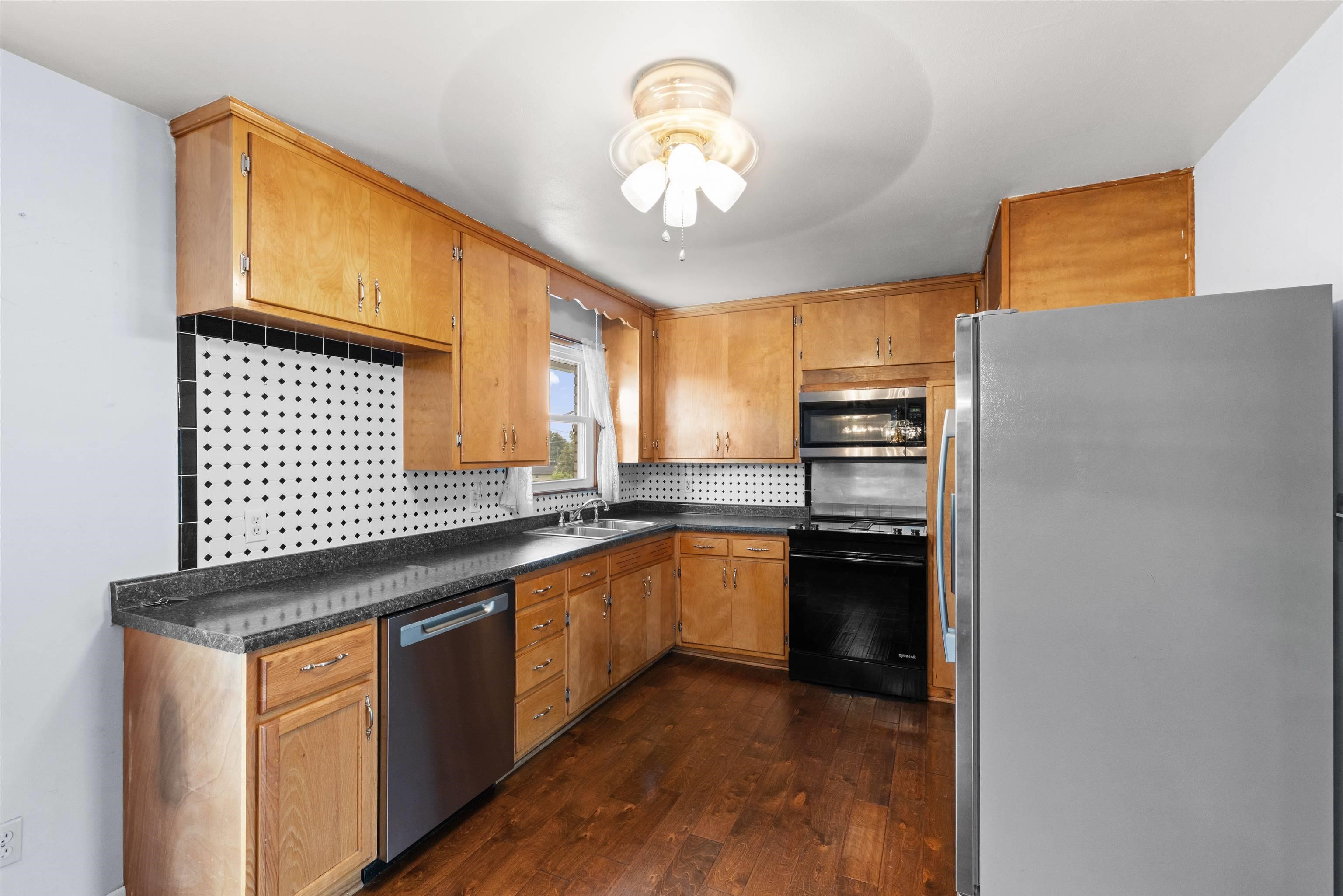 2919 Aldersgate