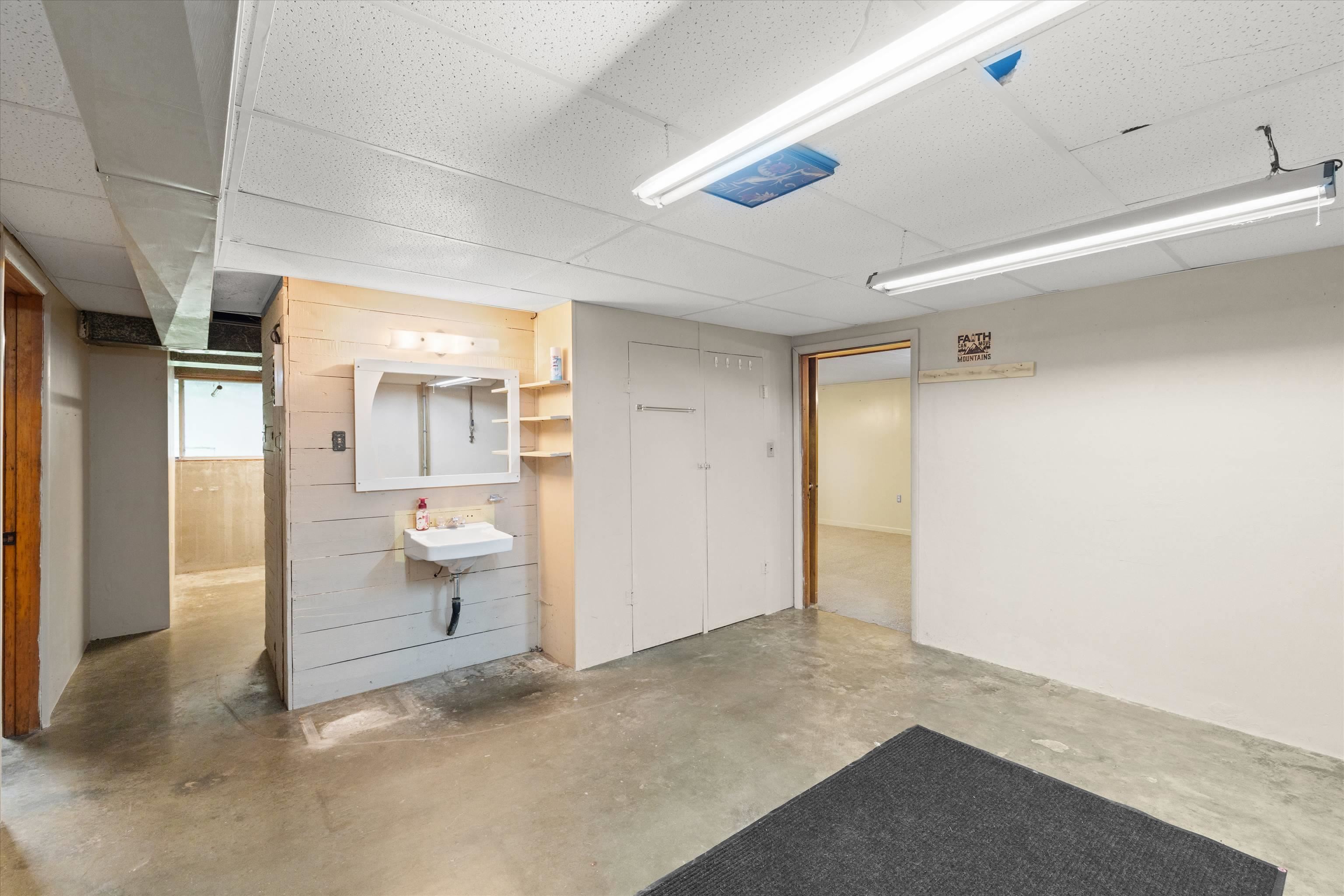 2919 Aldersgate