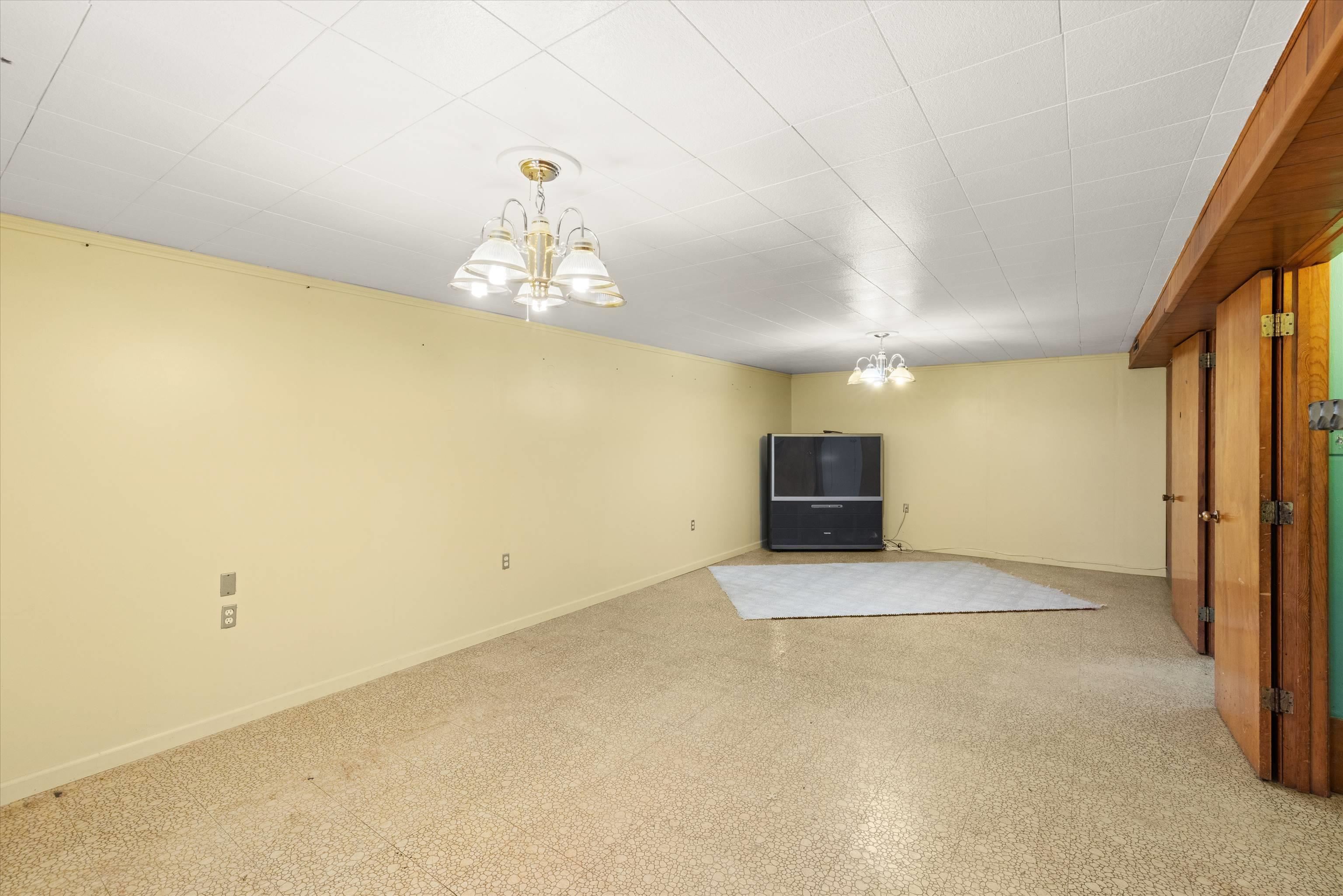 2919 Aldersgate