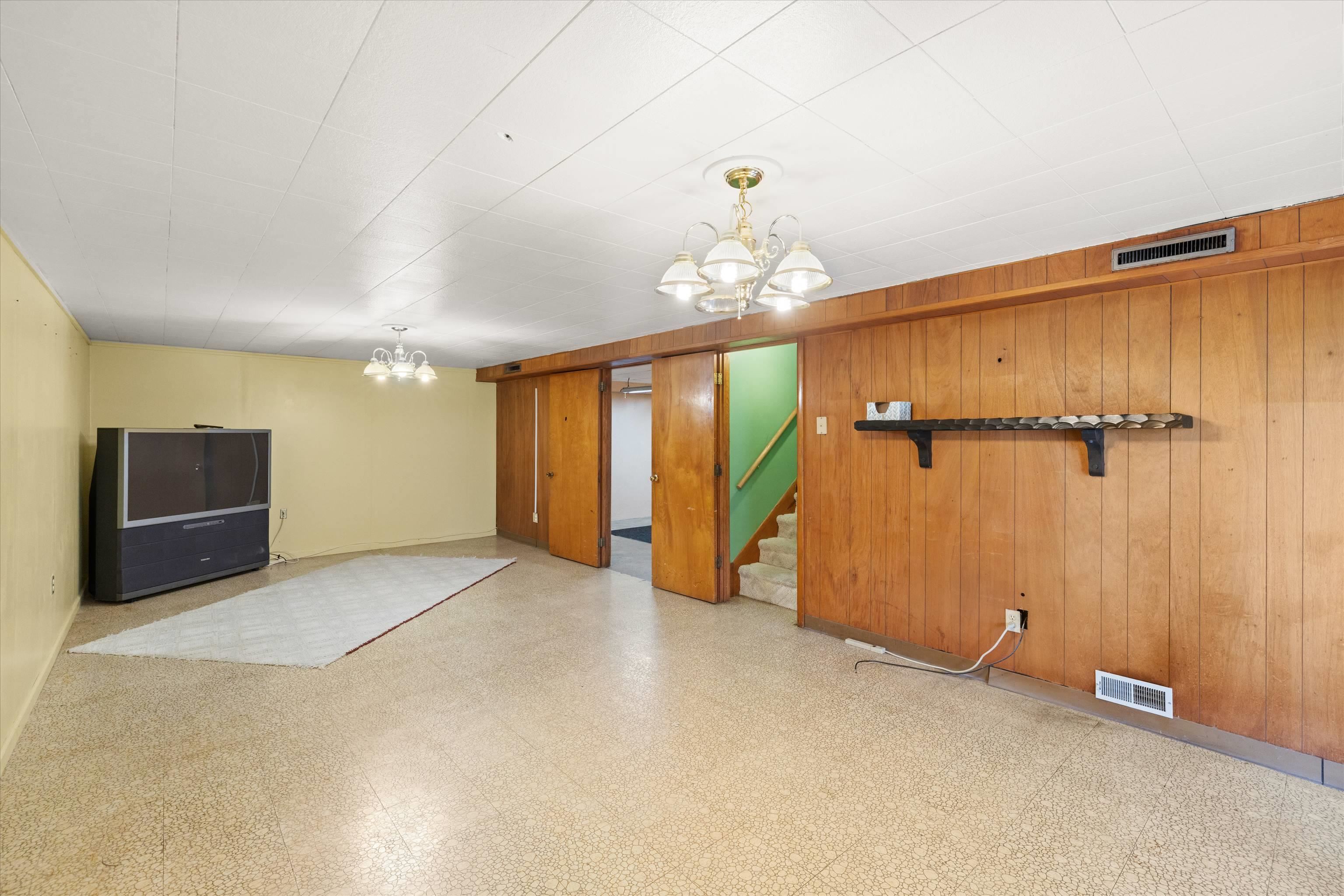 2919 Aldersgate