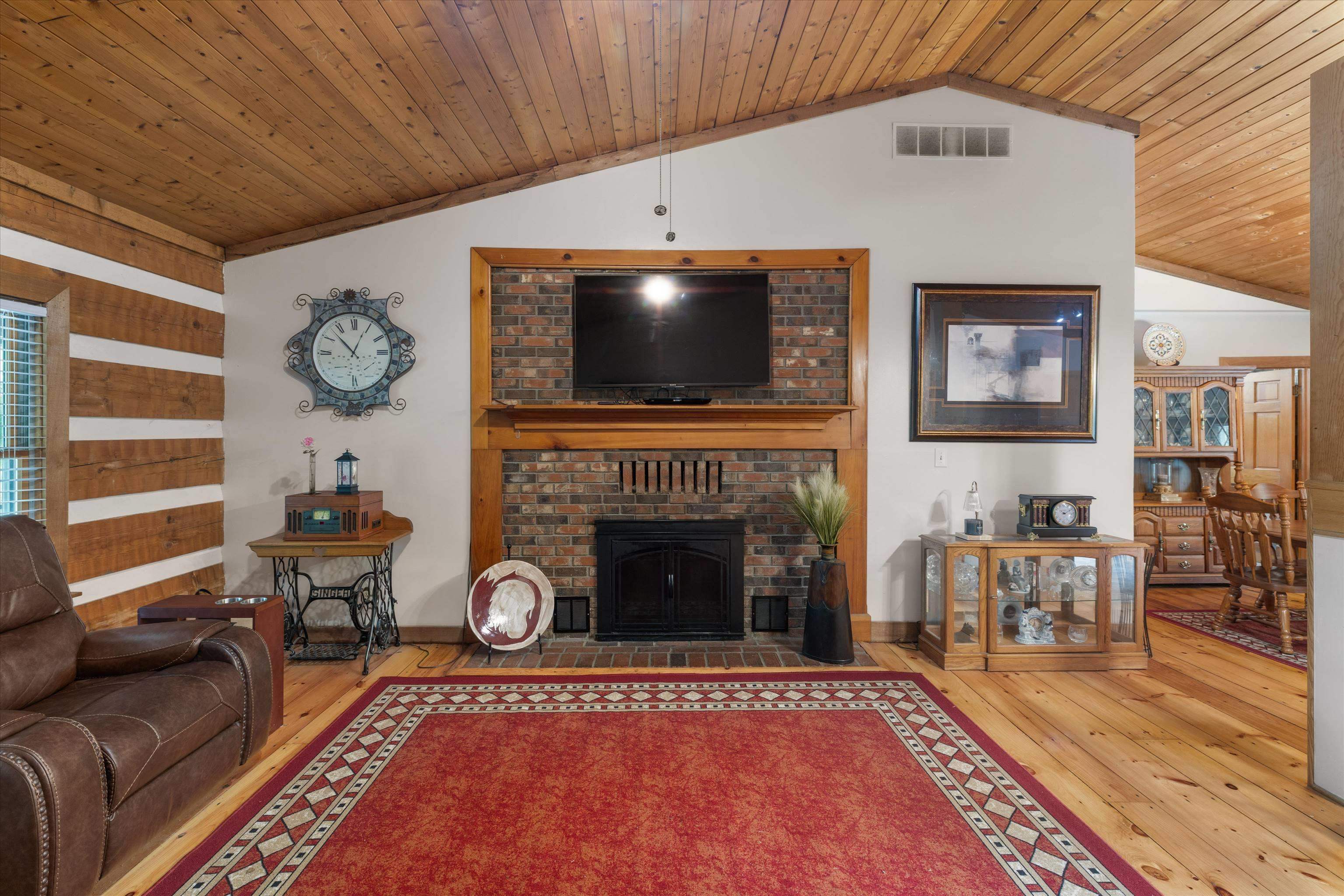 2423 Nannie Belle Loop