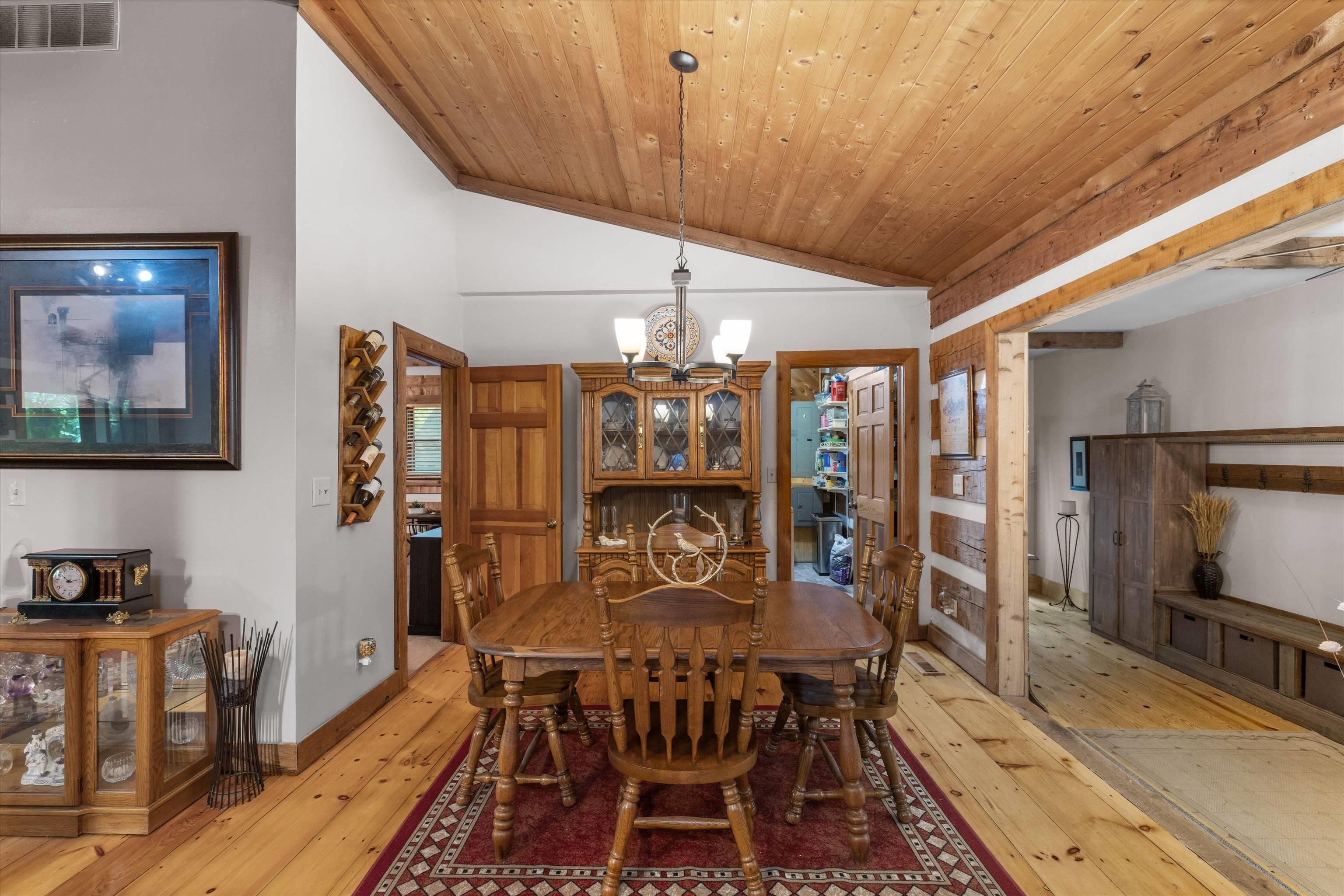 2423 Nannie Belle Loop