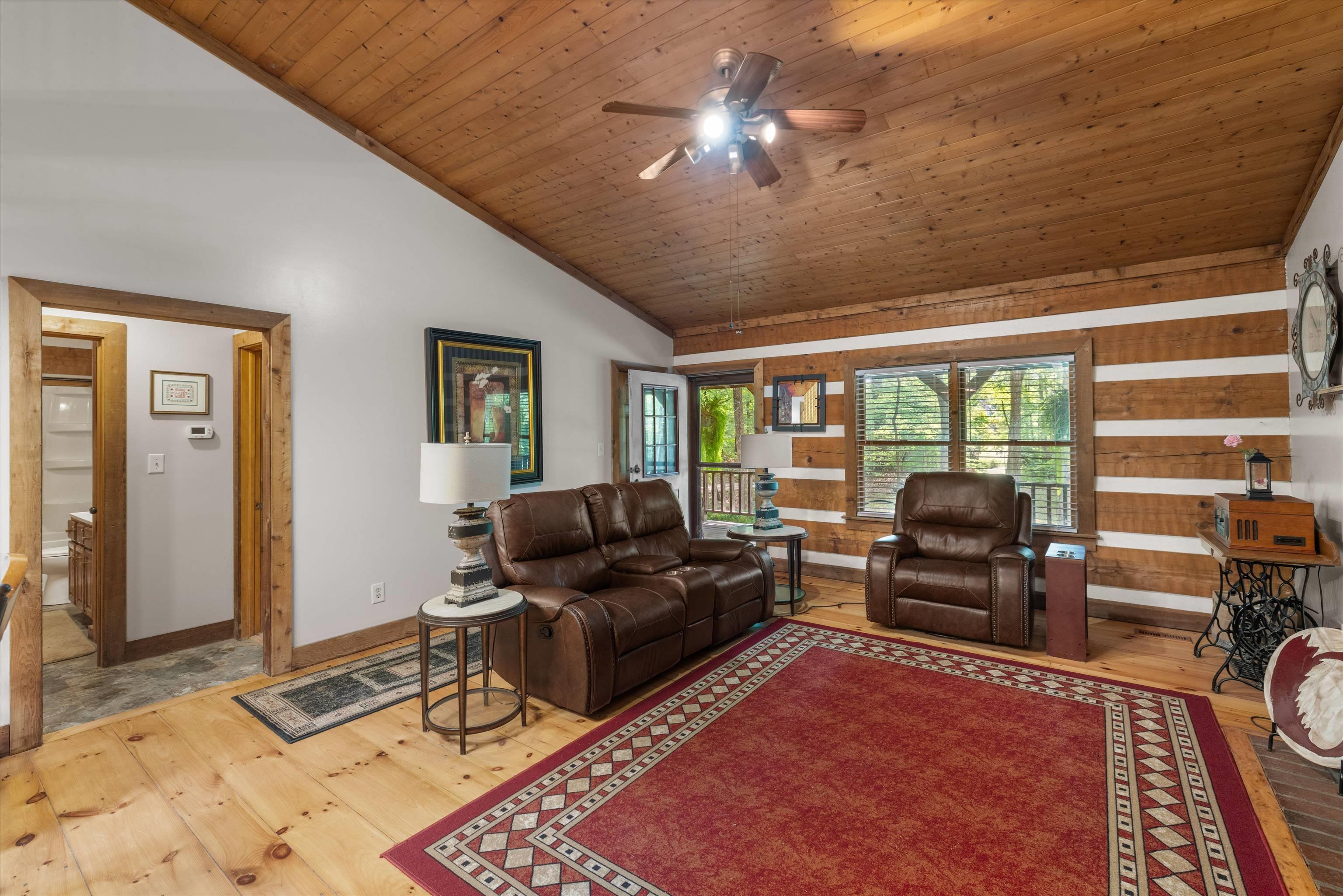 2423 Nannie Belle Loop
