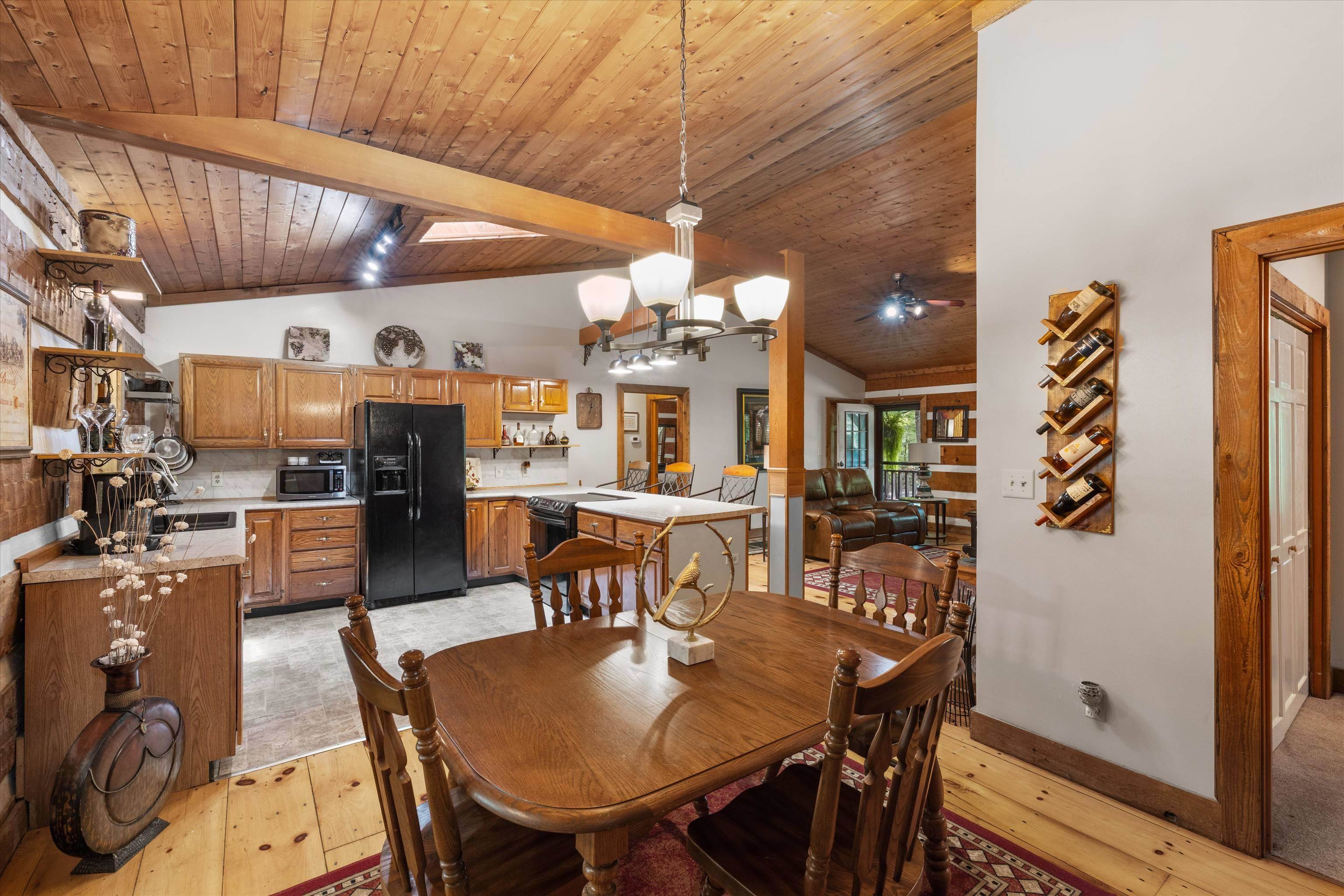 2423 Nannie Belle Loop