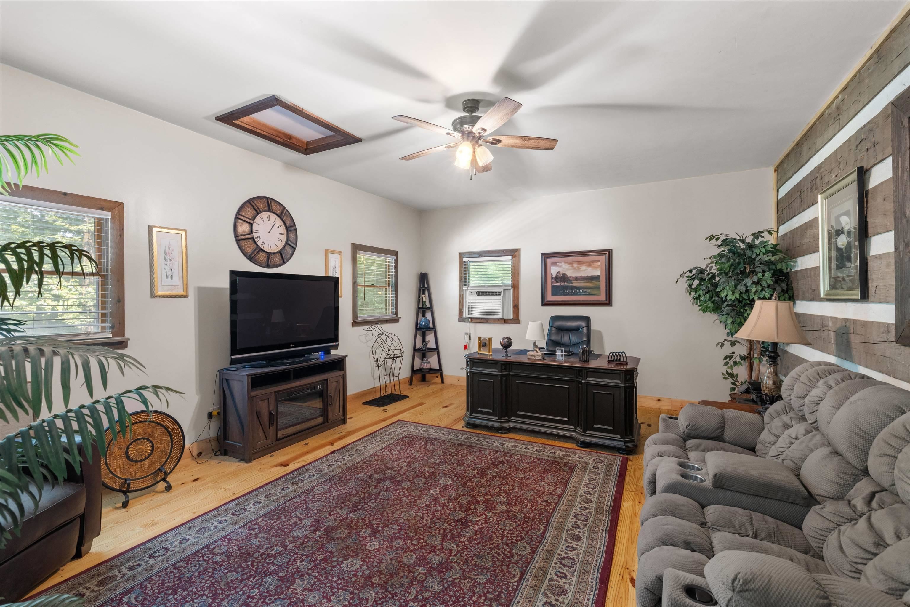 2423 Nannie Belle Loop