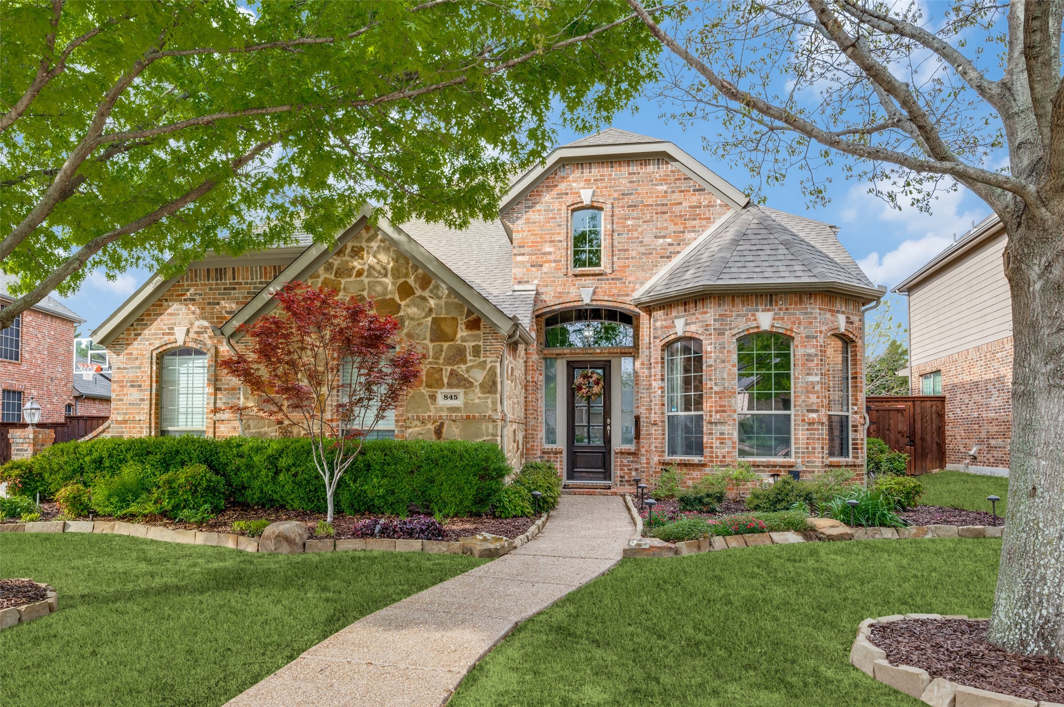 845 HIDDEN SPRINGS Court