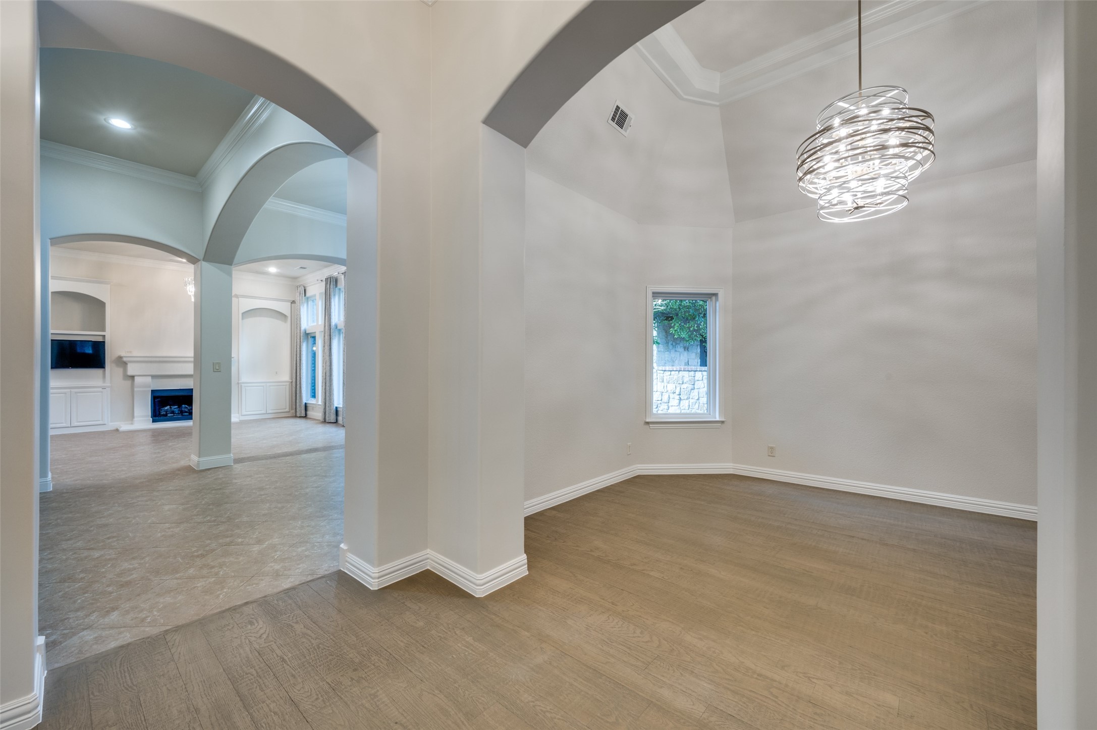 1547 FOARD Drive