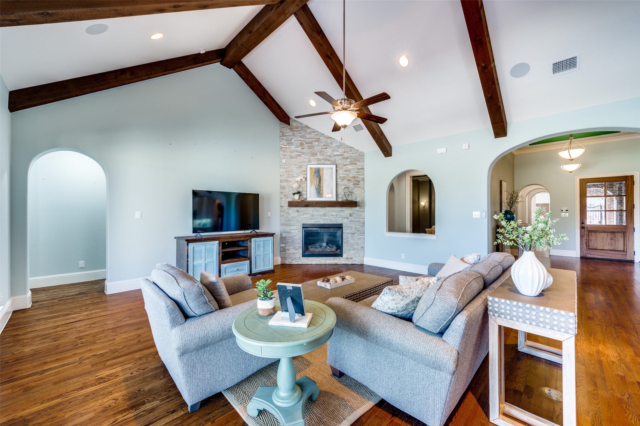 2971 CREEKWOOD Lane