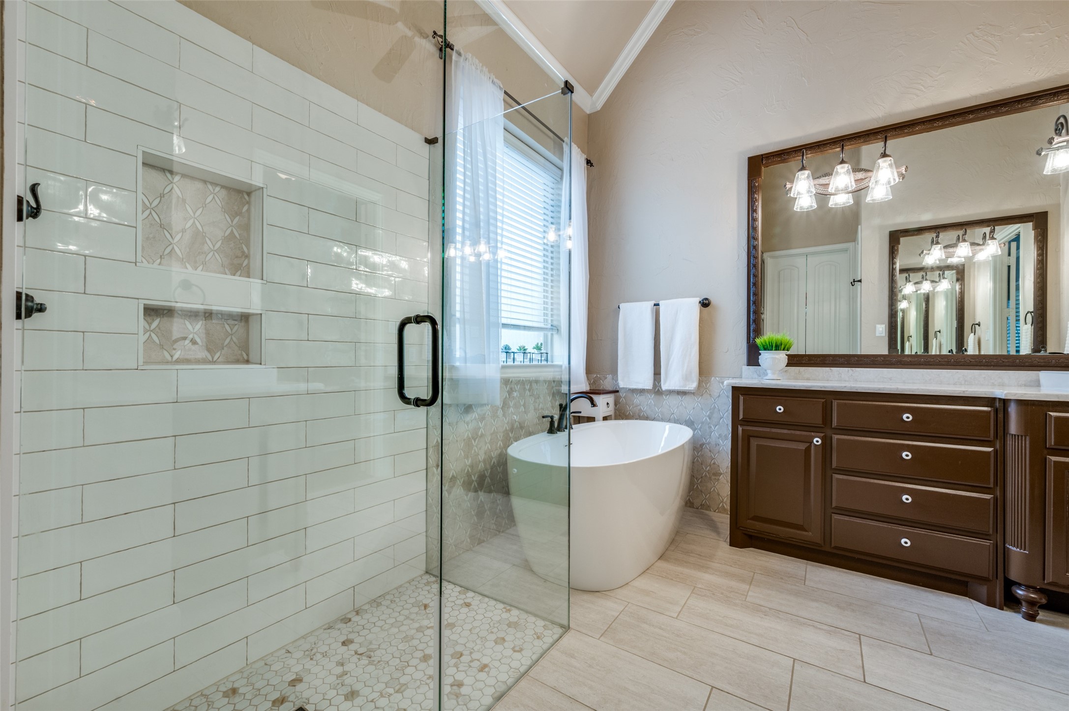 1721 WINDY HILL Lane