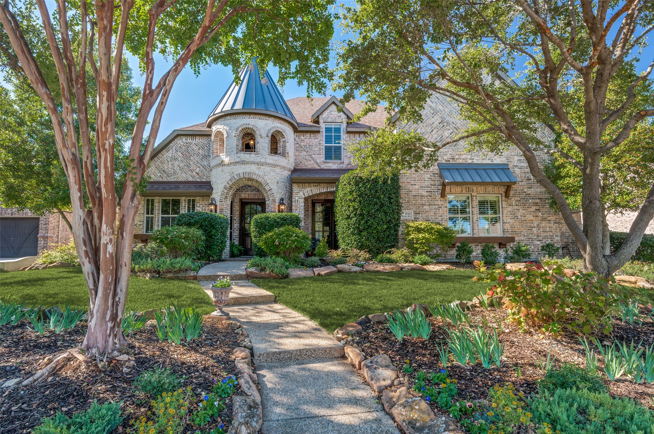 1721 WINDY HILL Lane