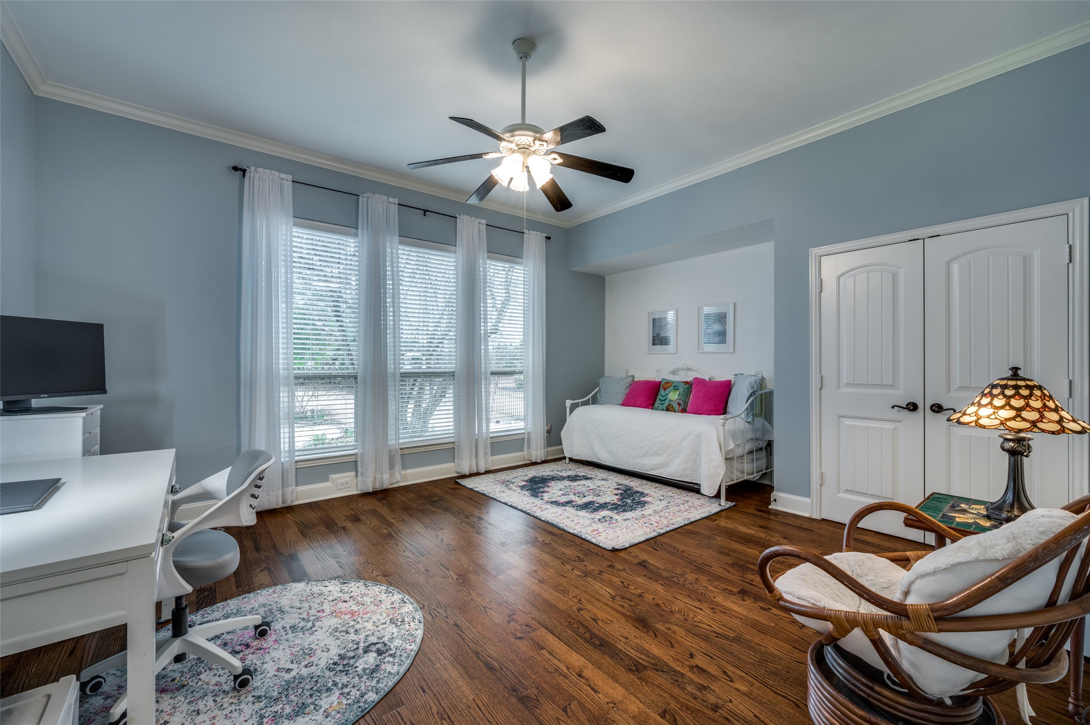 1721 WINDY HILL Lane