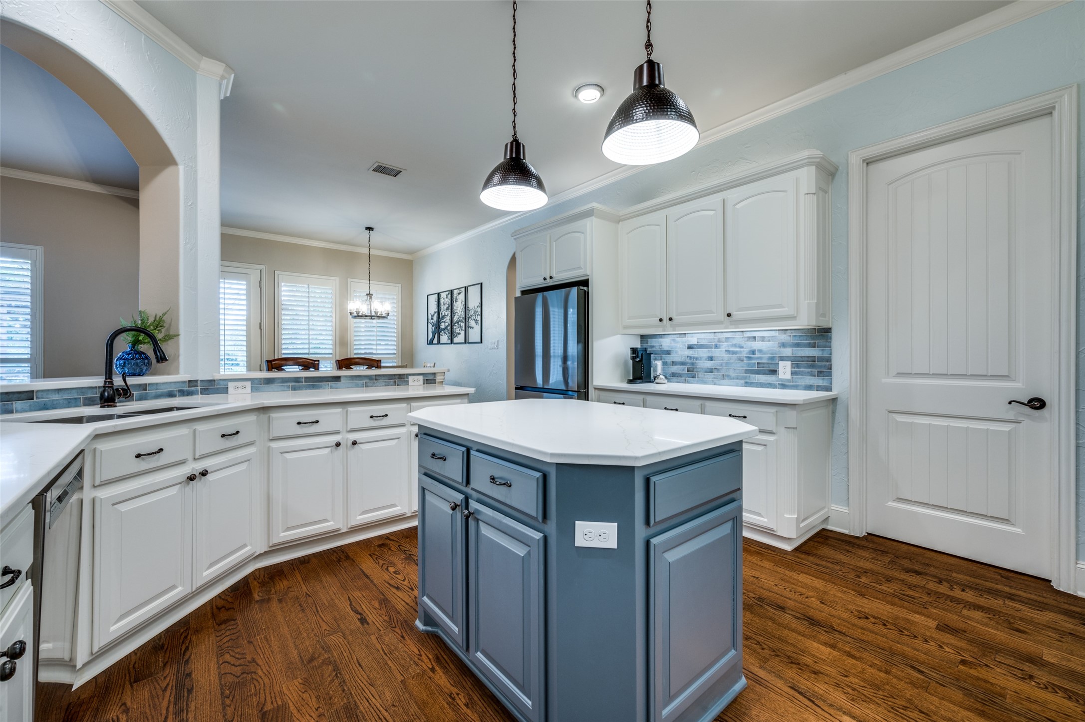 1721 WINDY HILL Lane