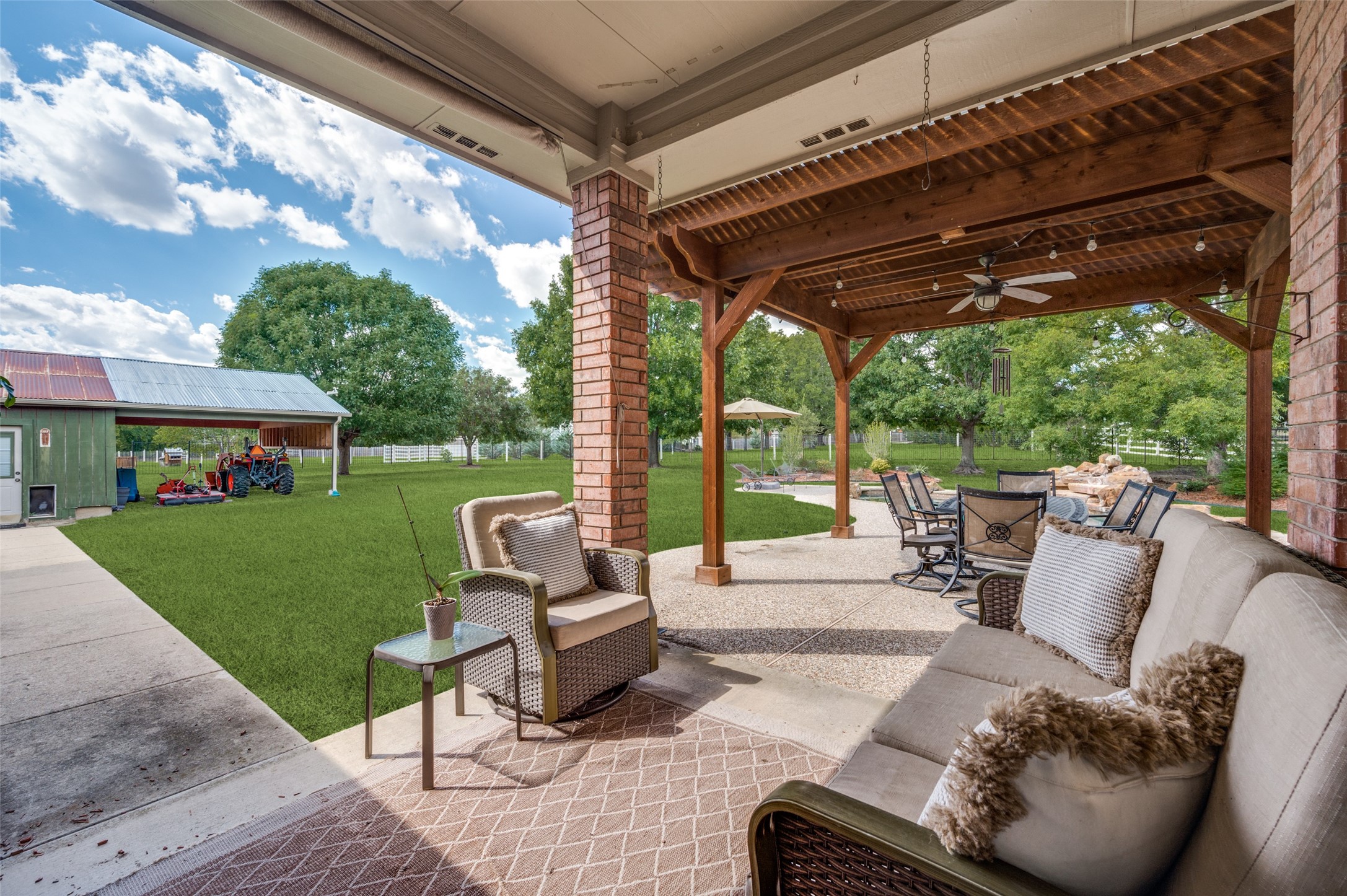 2110 COUNTY ROAD 168