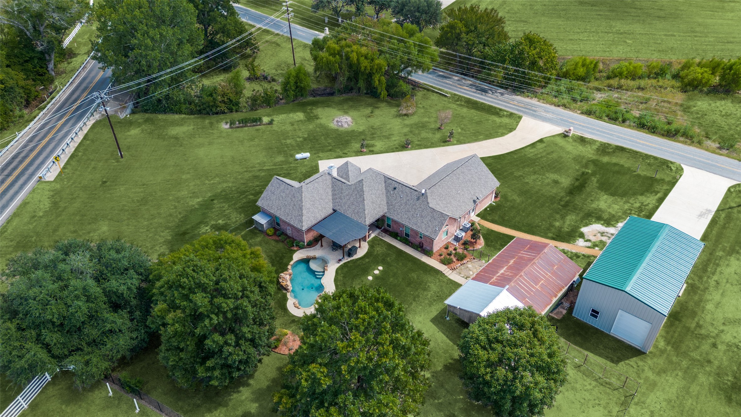 2110 COUNTY ROAD 168